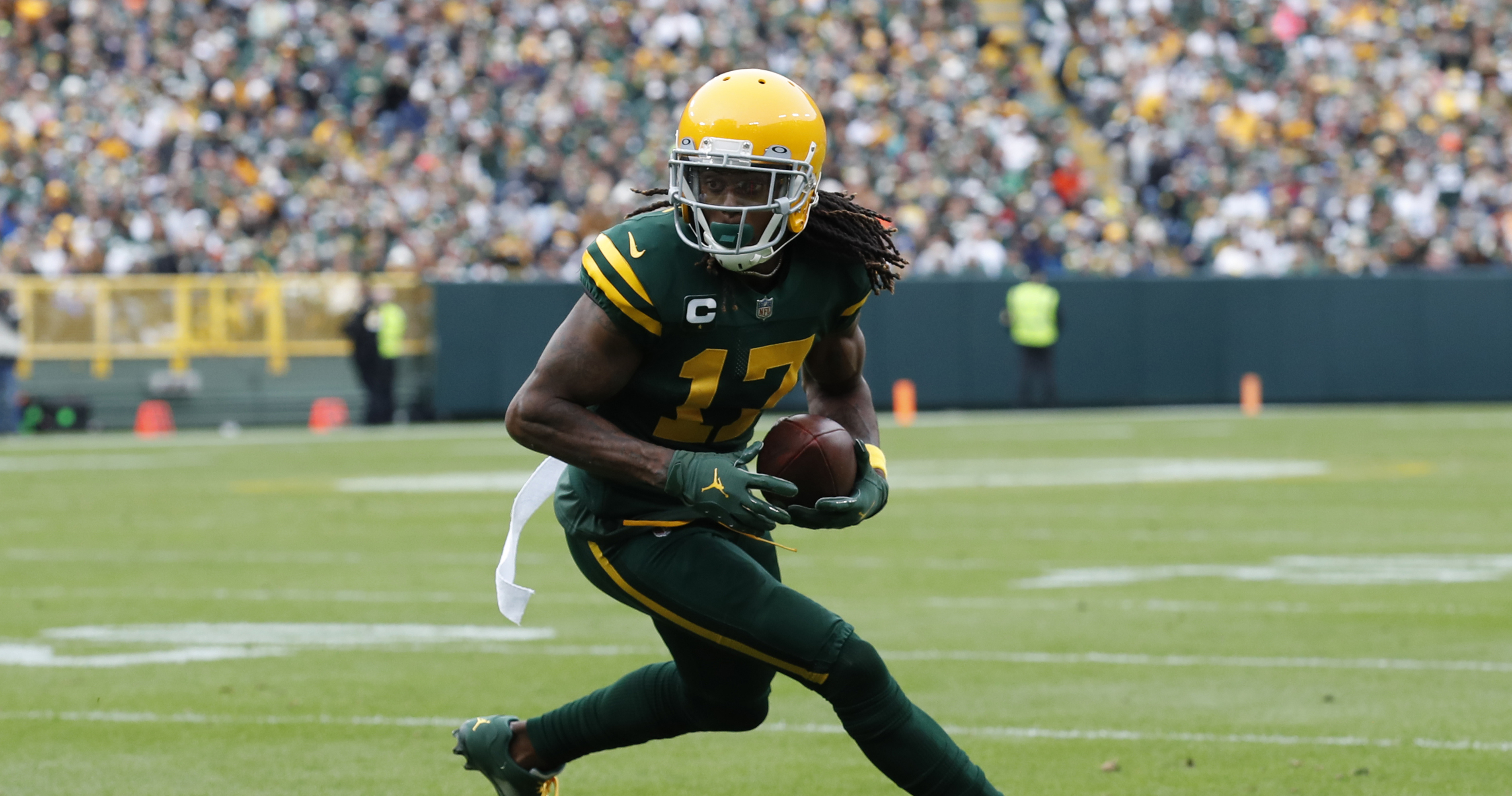 Bleacher Report - Breaking: Packers trade Davante Adams to