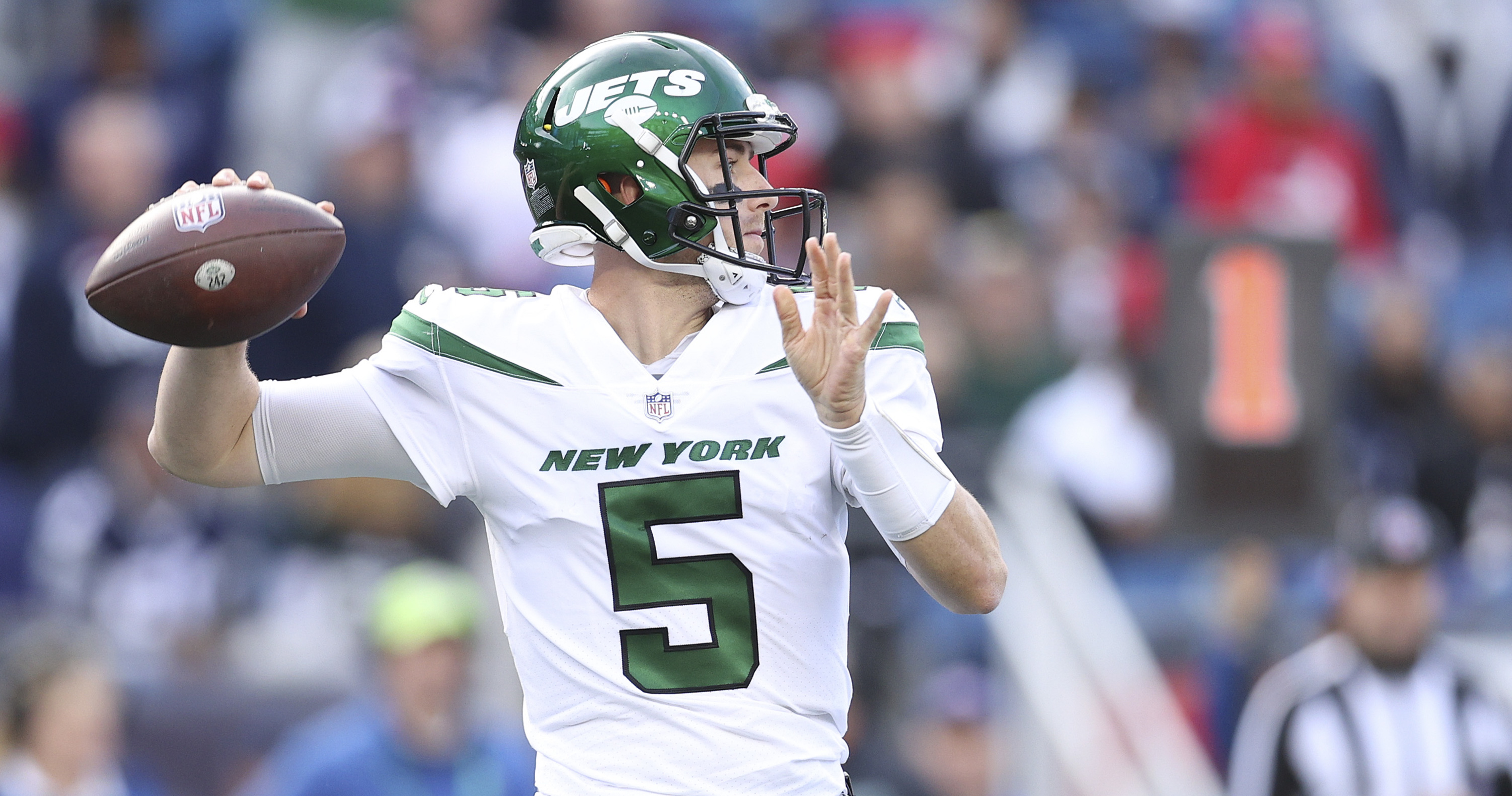 Quarterback Mike White injured as New York Jets lose to Indianapolis Colts