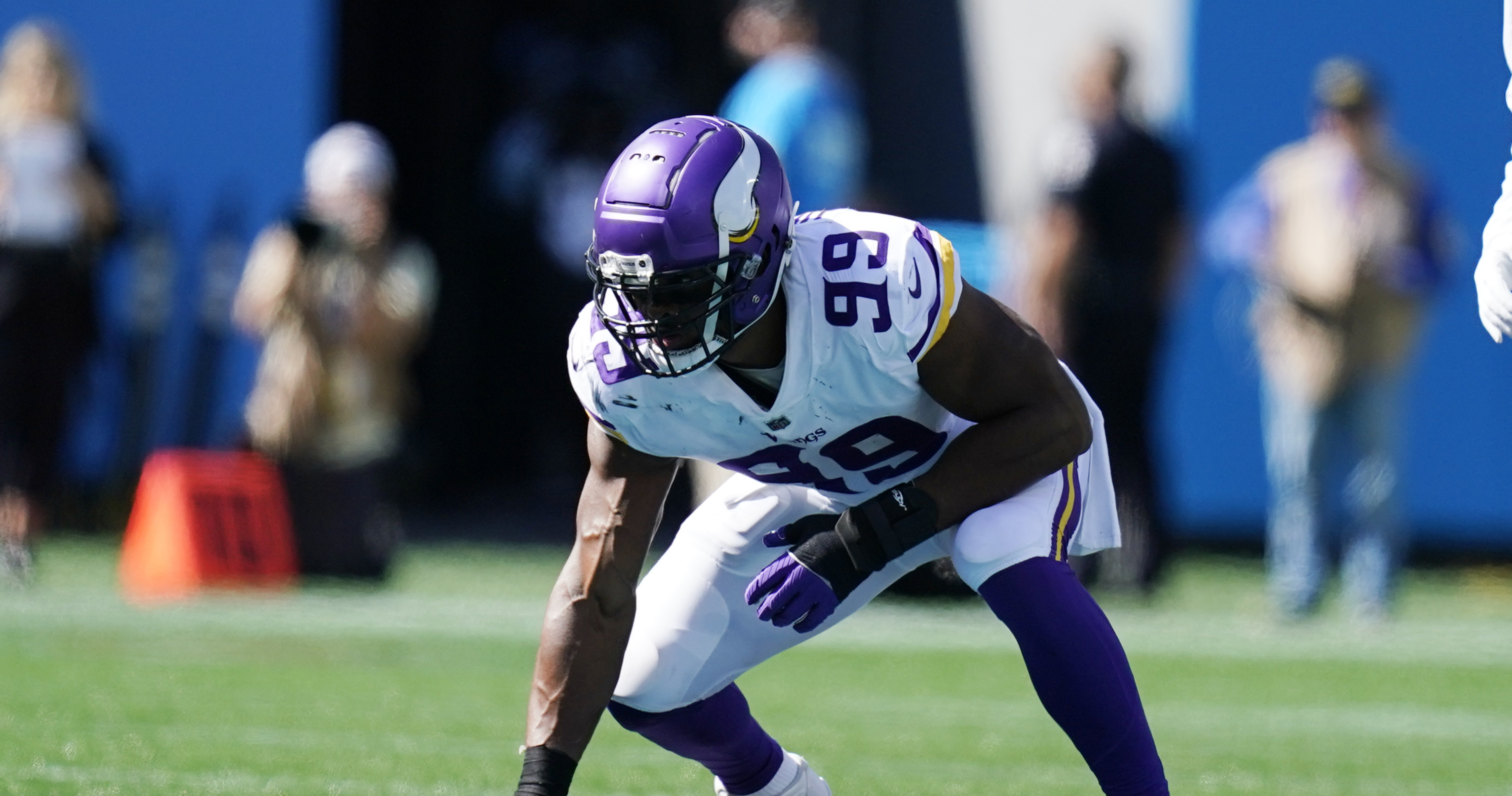 Vikings' Danielle Hunter Placed on Injured Reserve, Will Miss at