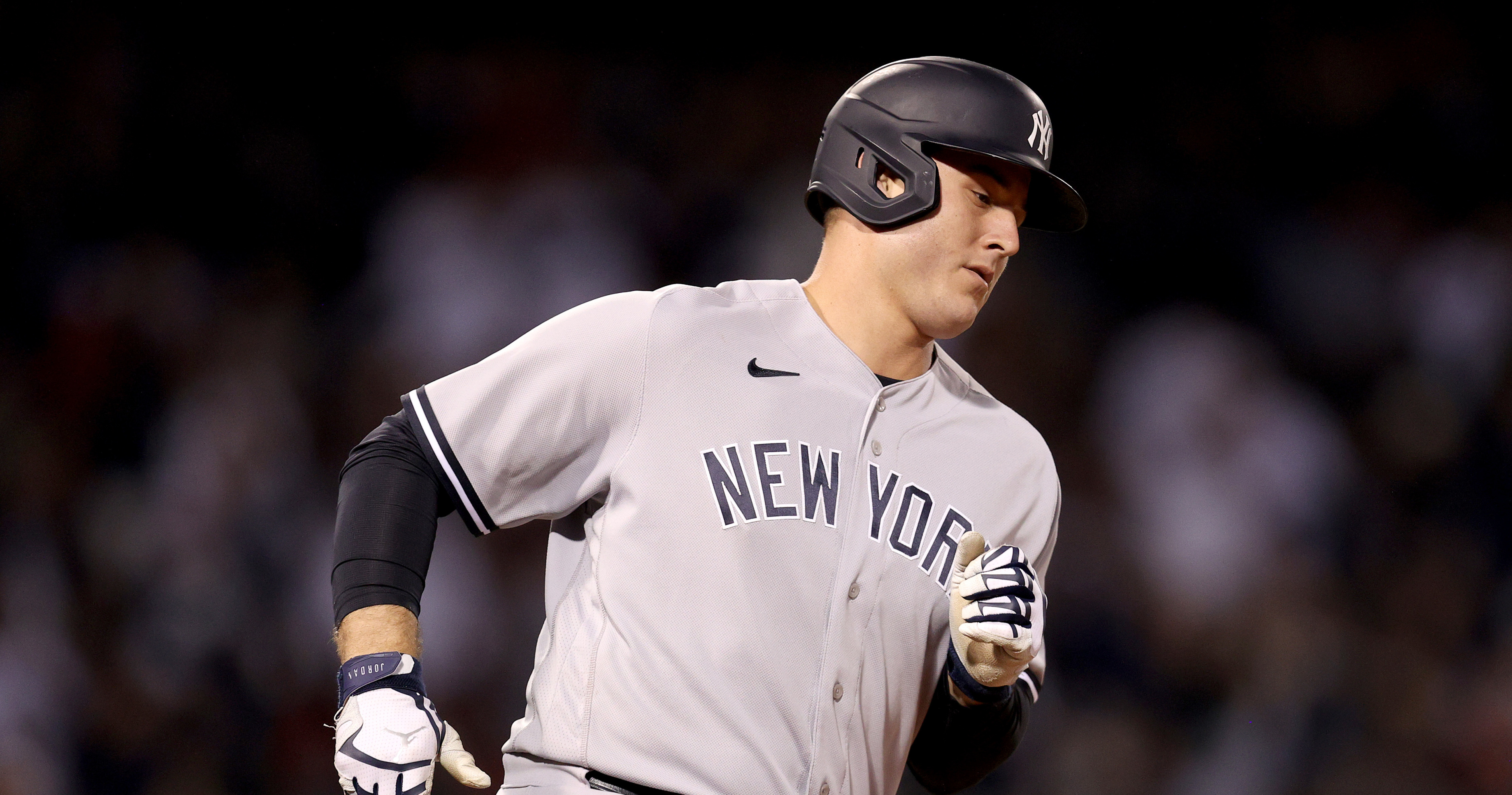 Anthony Rizzo's concussion affair is malpractice by the Yankees