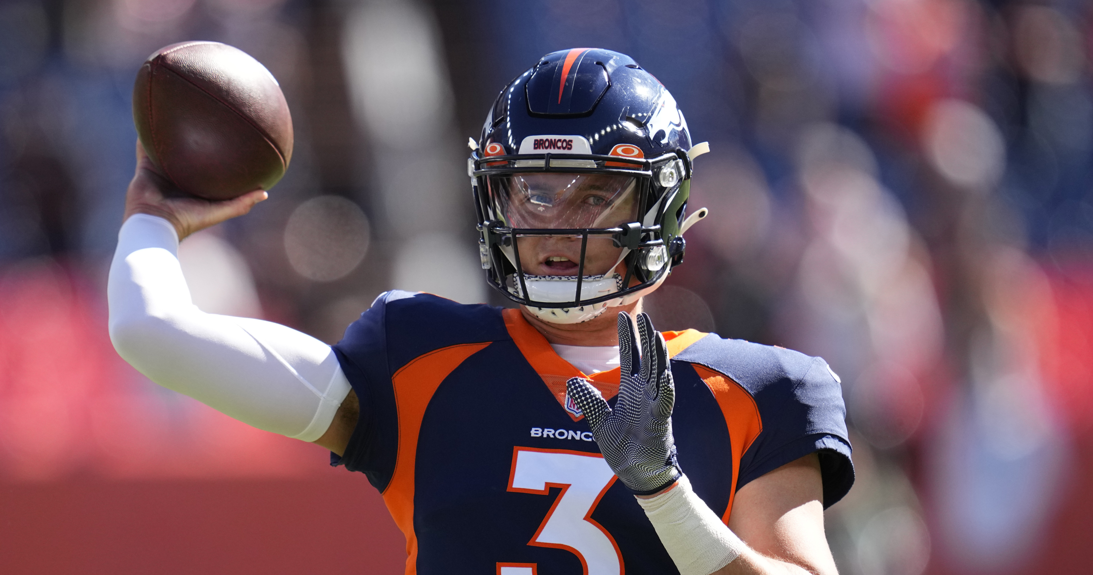 Seahawks secure backup plan, re-sign Drew Lock for 1 year in $4 million  deal - Hindustan Times