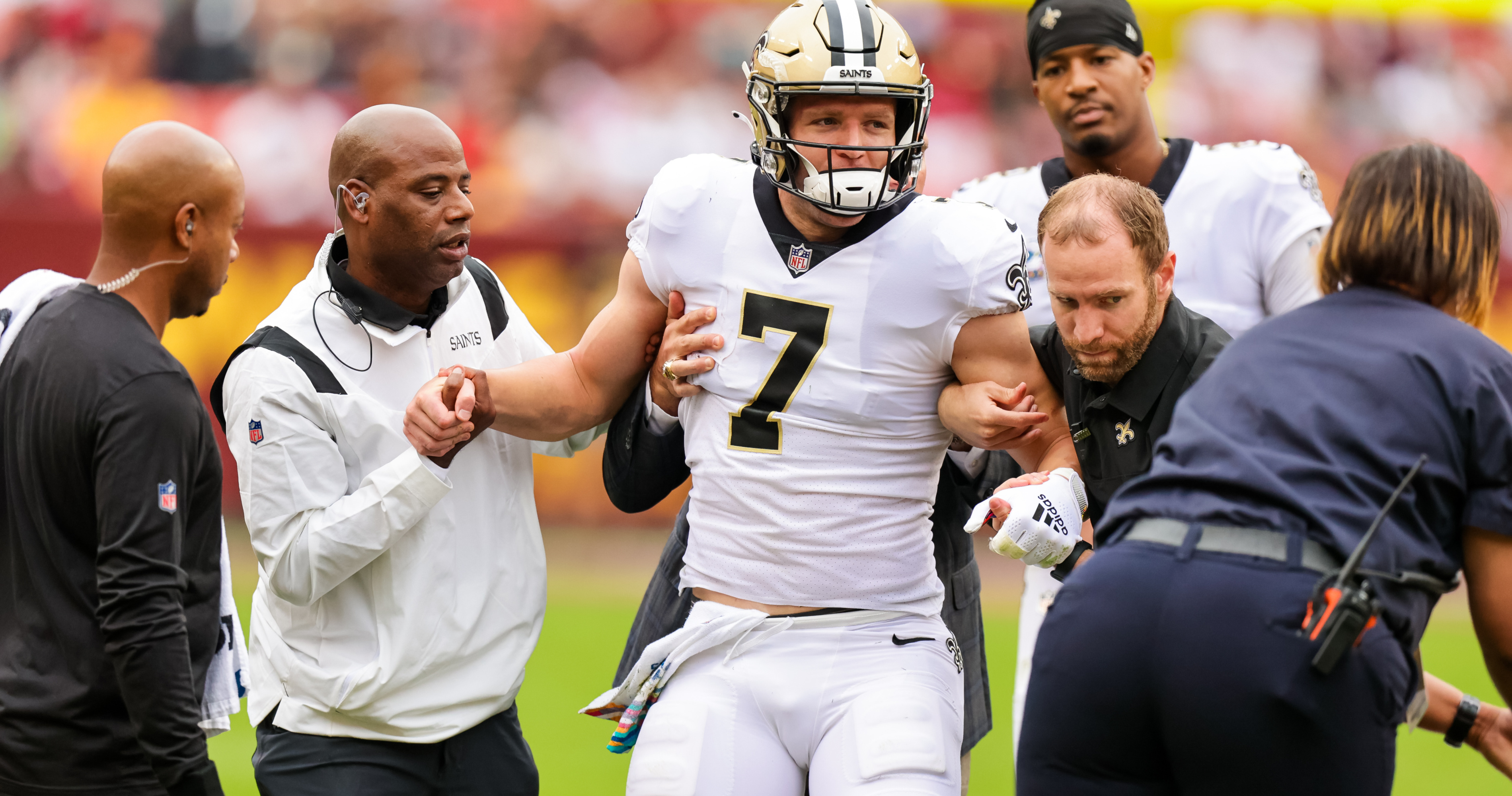 Saints' Taysom Hill Details Hit That Resulted In Concussion, 45-Minute ...