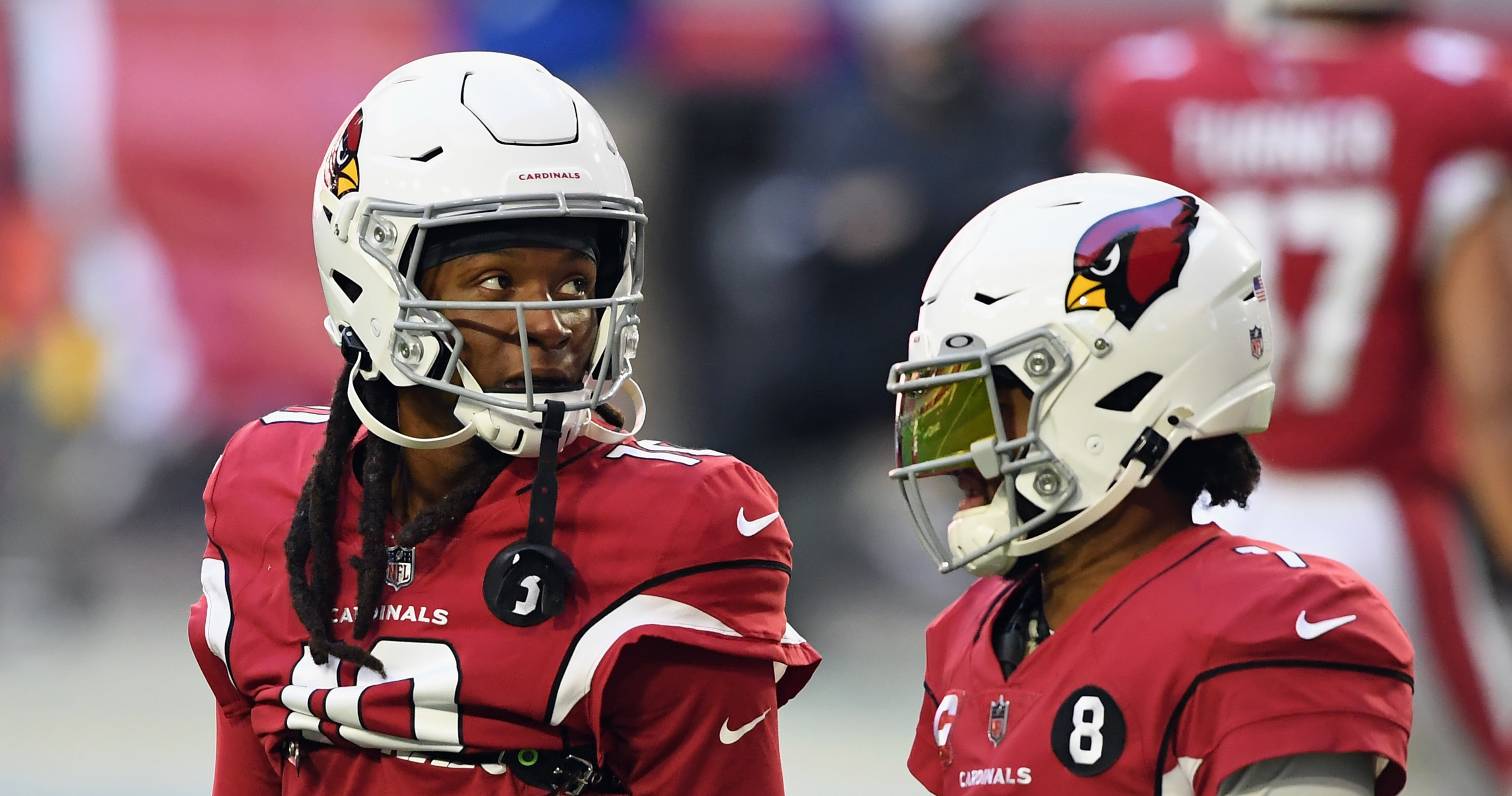 Moore: Arizona should keep Kyler Murray on the bench for Colt McCoy