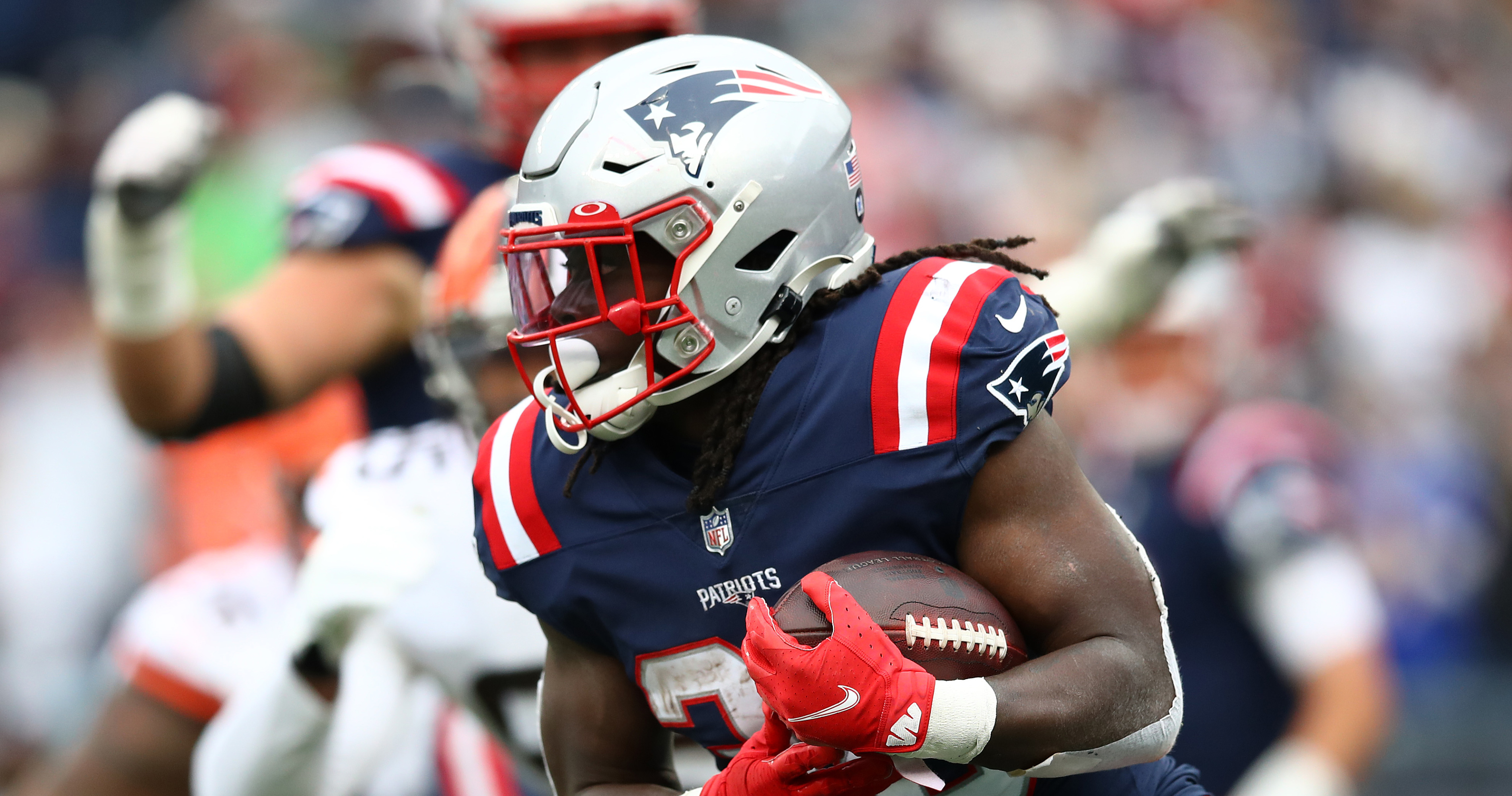 Rhamondre Stevenson's Updated Patriots Fantasy Stock After Multi