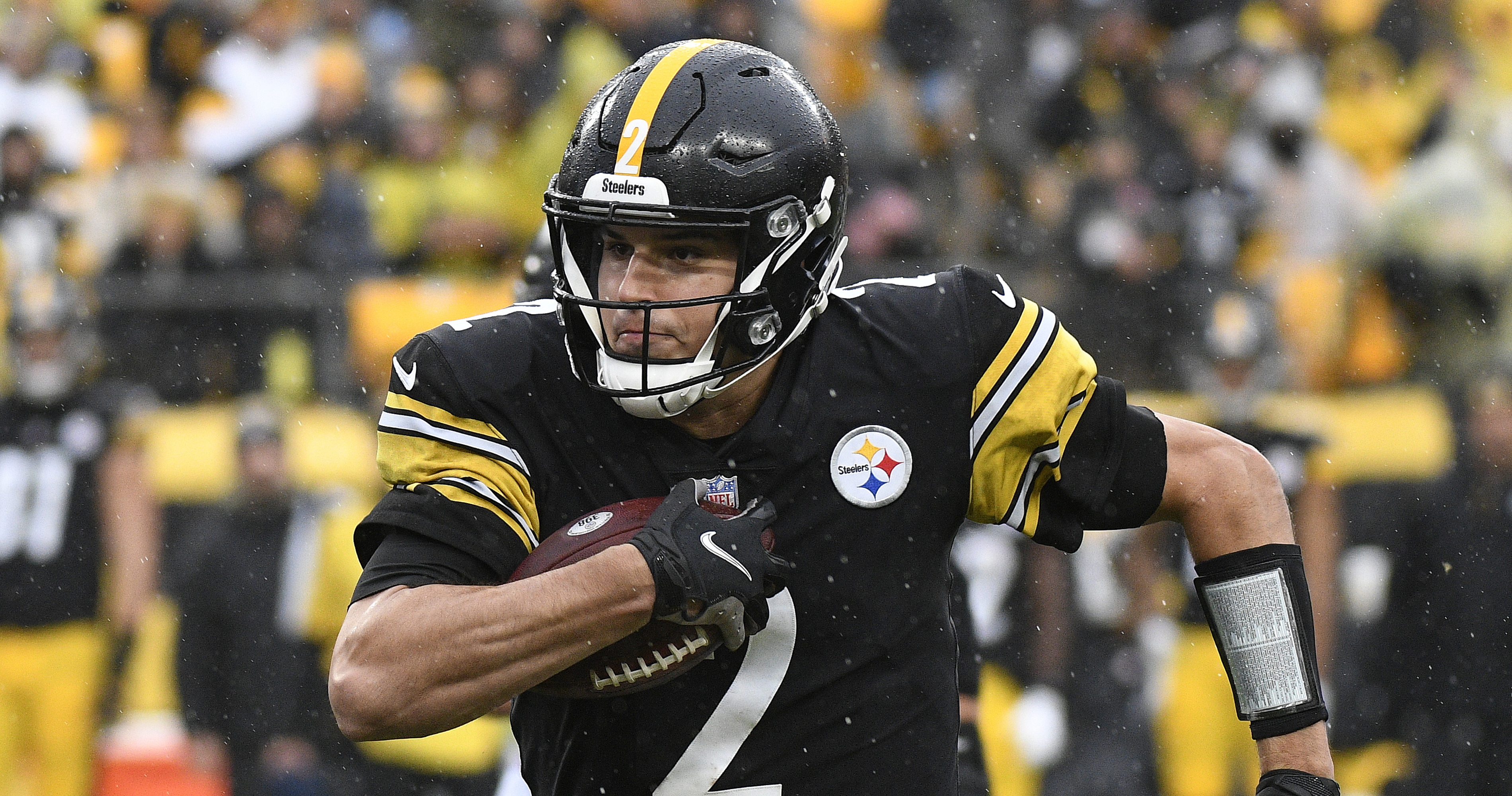 Winless Lions at least get a tie, 16-16 in rainy Pittsburgh