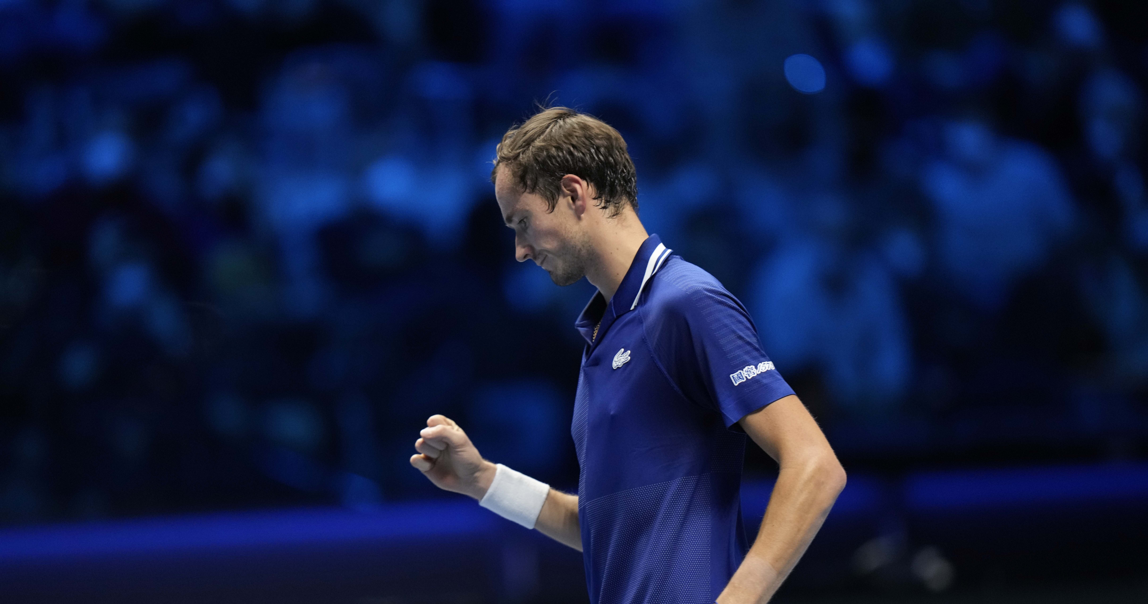 ATP World Tour Finals 2021 Results Daniil Medvedev Win Highlights Tuesday Scores News, Scores, Highlights, Stats, and Rumors Bleacher Report