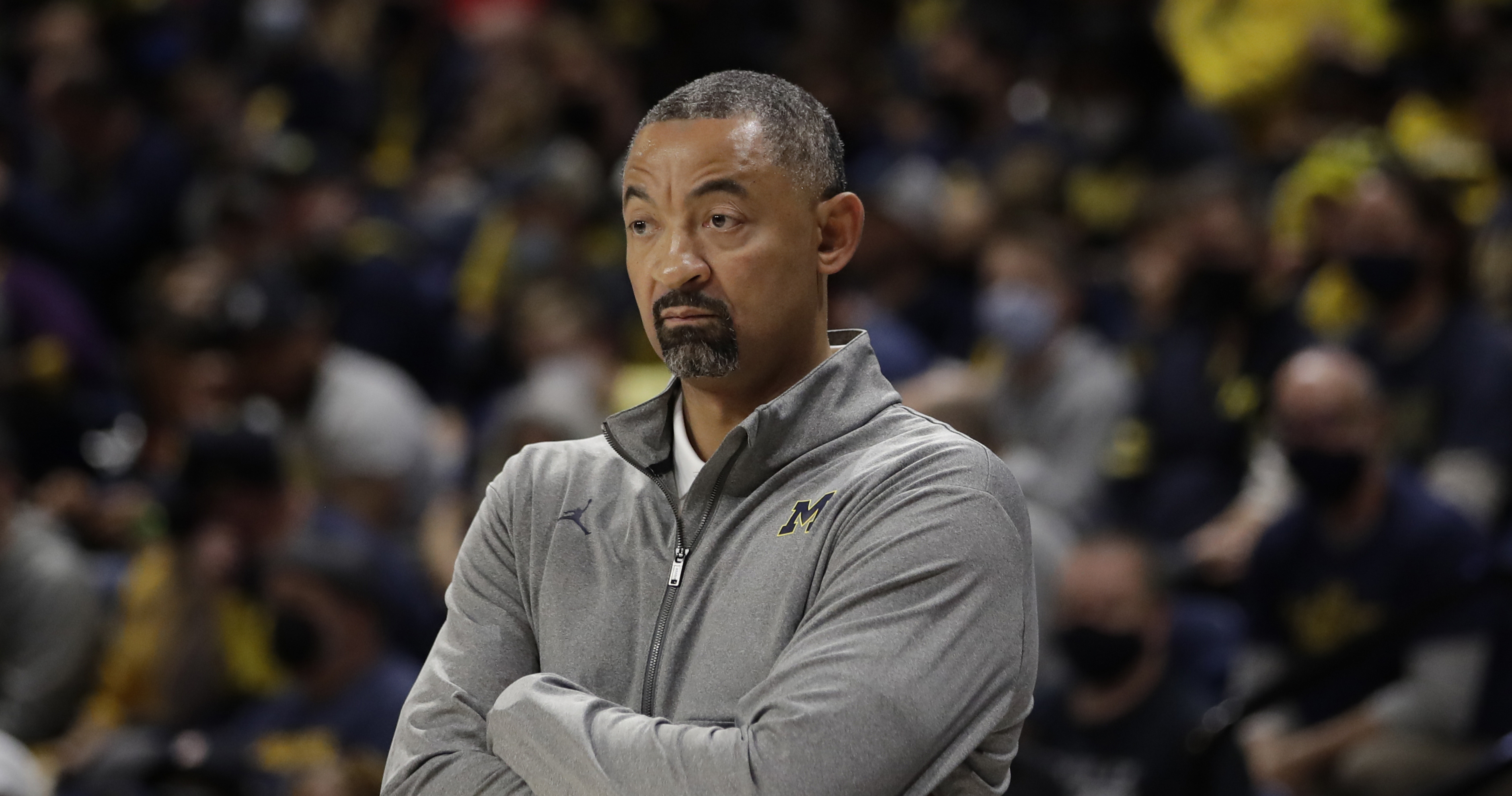 Juwan Howard, Michigan Agree to 5Year Contract Extension Through 2025