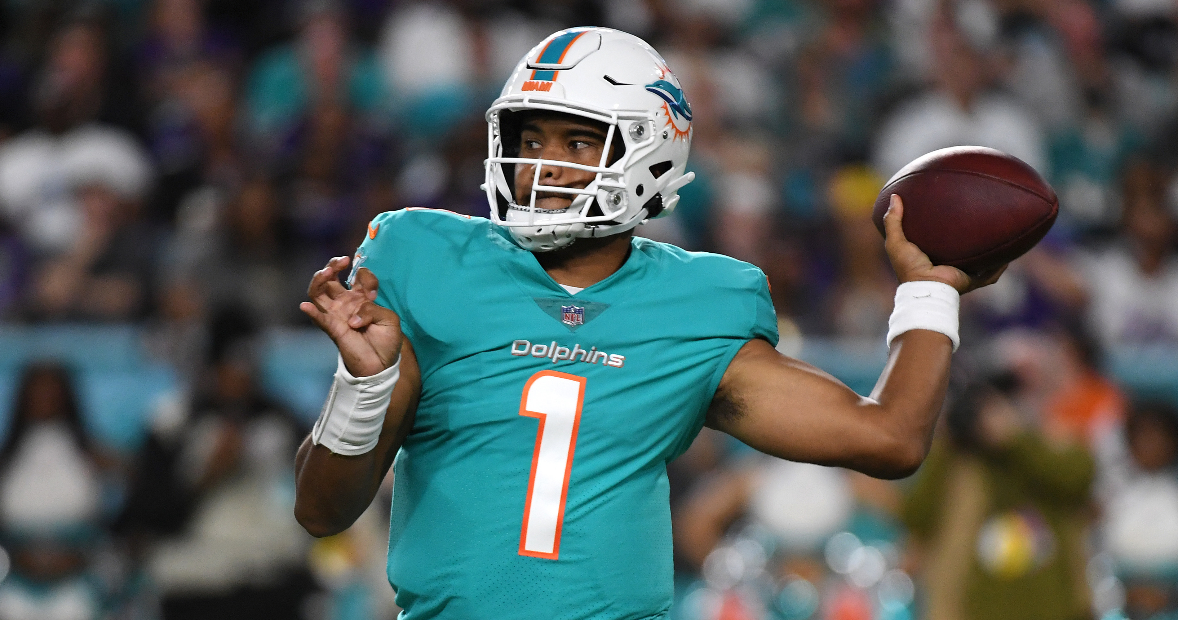 Deshaun Watson rumors: QB would okay trade to Dolphins for Tua