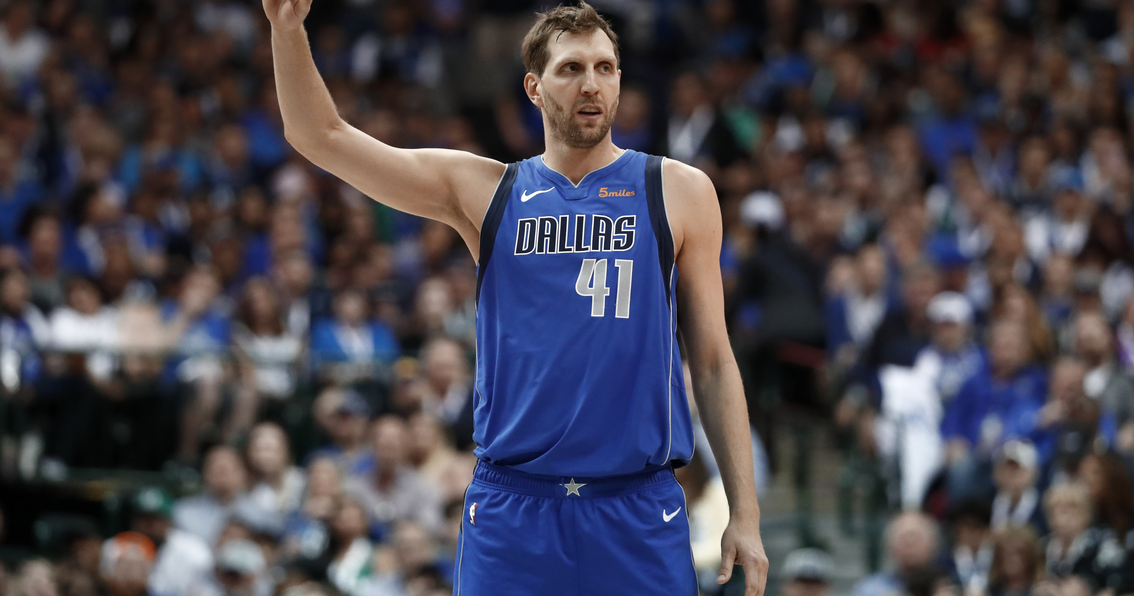 Dirk Nowitzki to Reportedly Have No. 41 Mavericks Jersey Retired