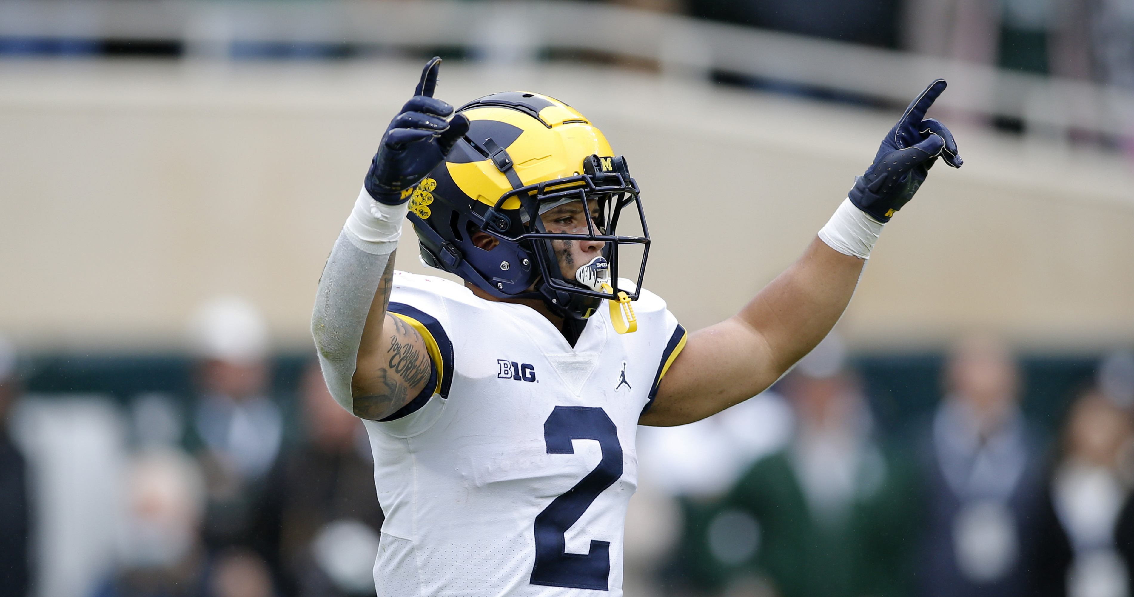 Video Michigan s Blake Corum Donates Turkeys for Thanksgiving