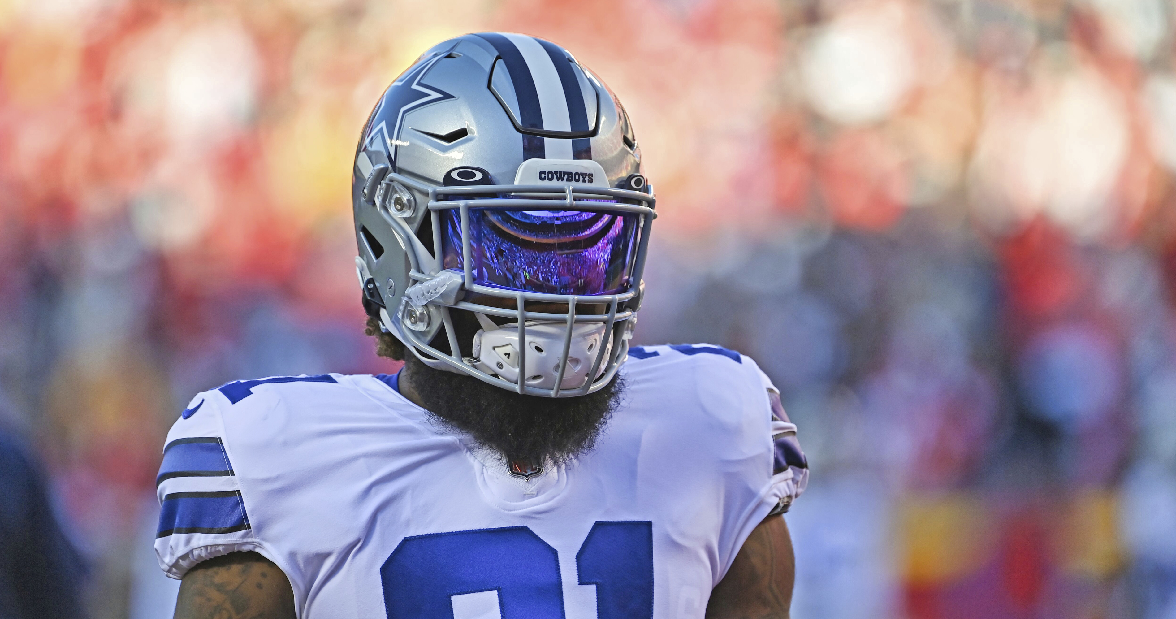 zeke thanksgiving helmet