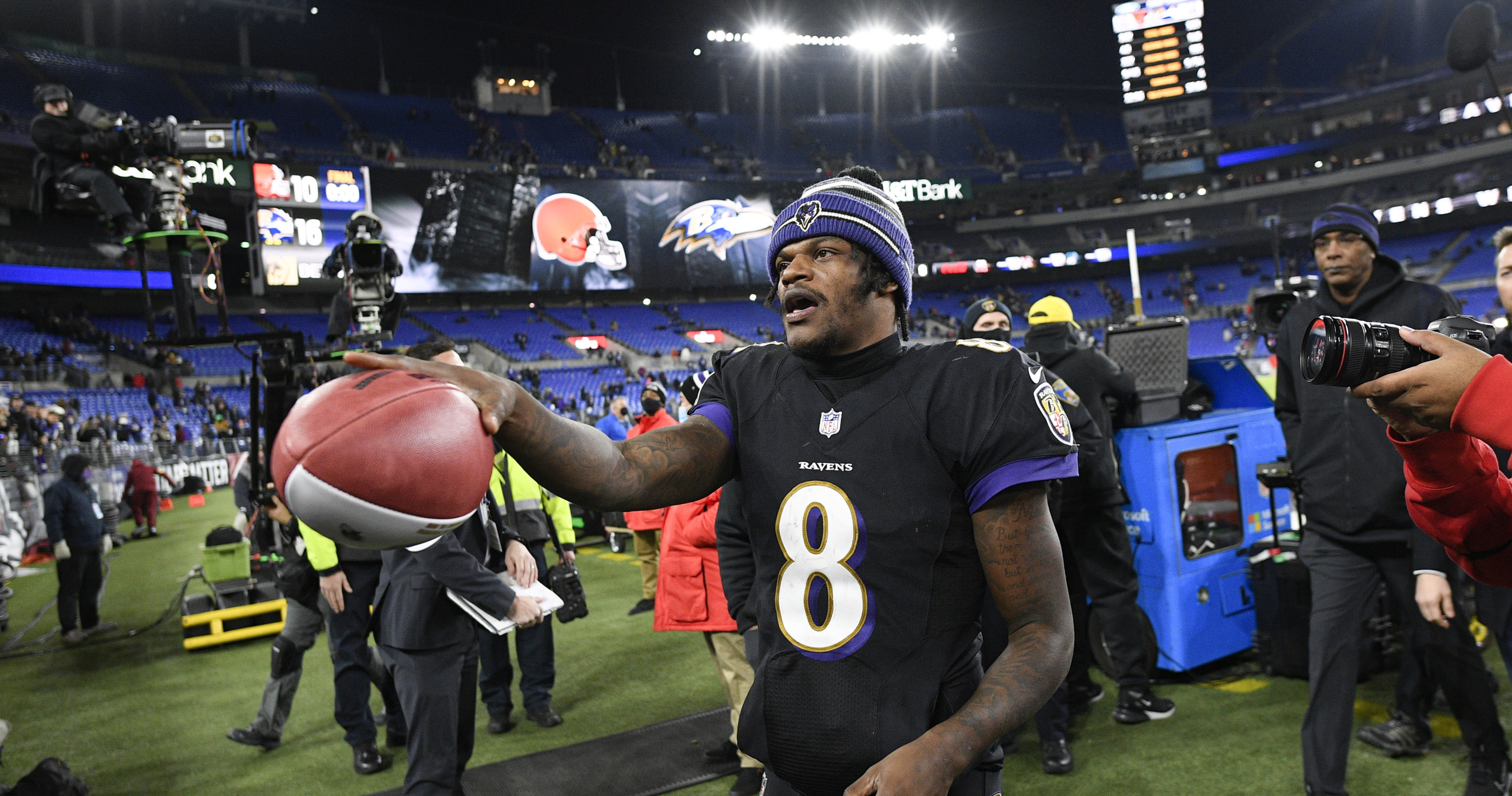 Lamar Jackson Responds After Antonio Brown Says He Wants to Play with  Ravens QB, News, Scores, Highlights, Stats, and Rumors