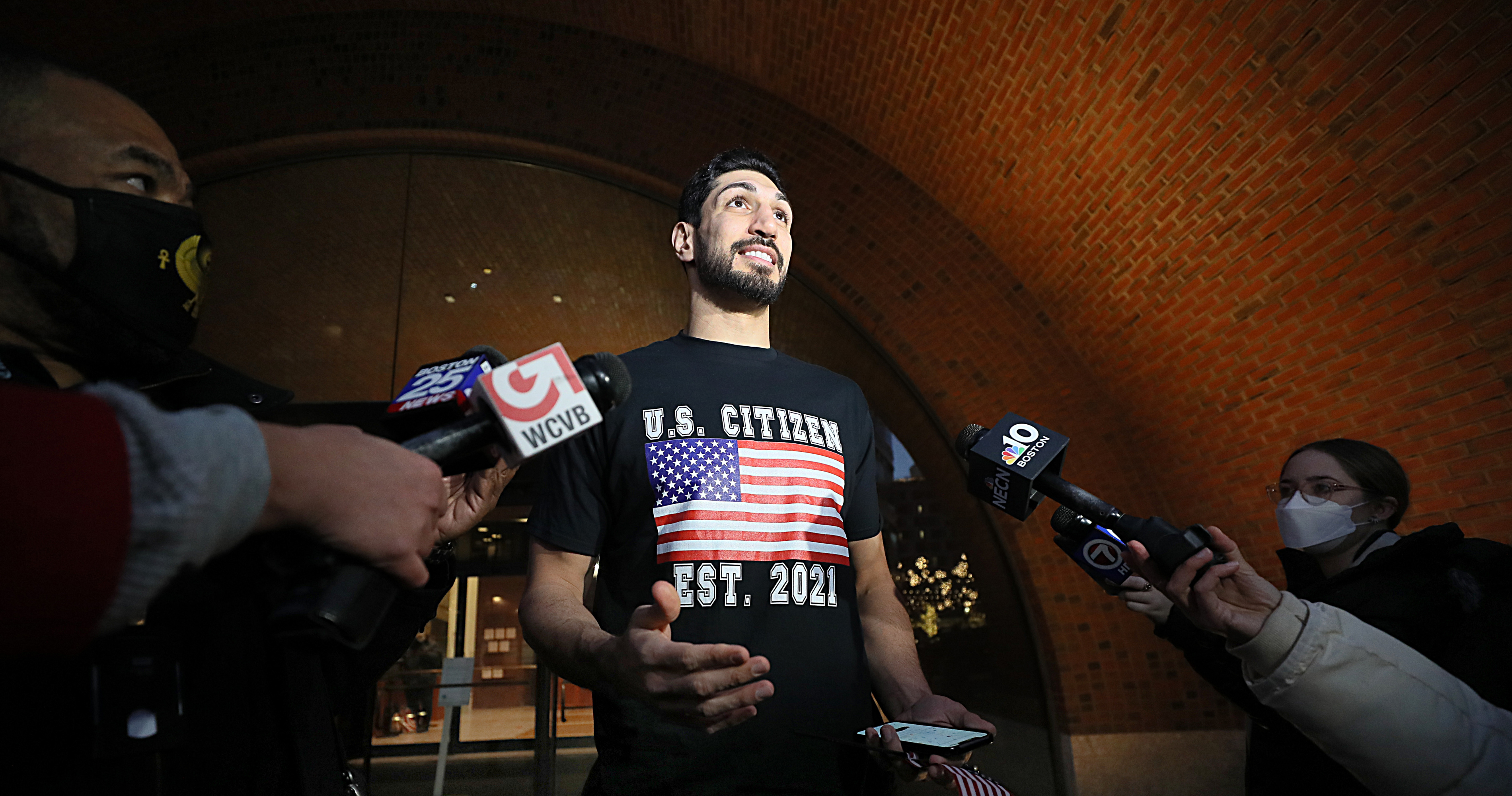 Thunder's Enes Kanter released after being detained at Romanian airport