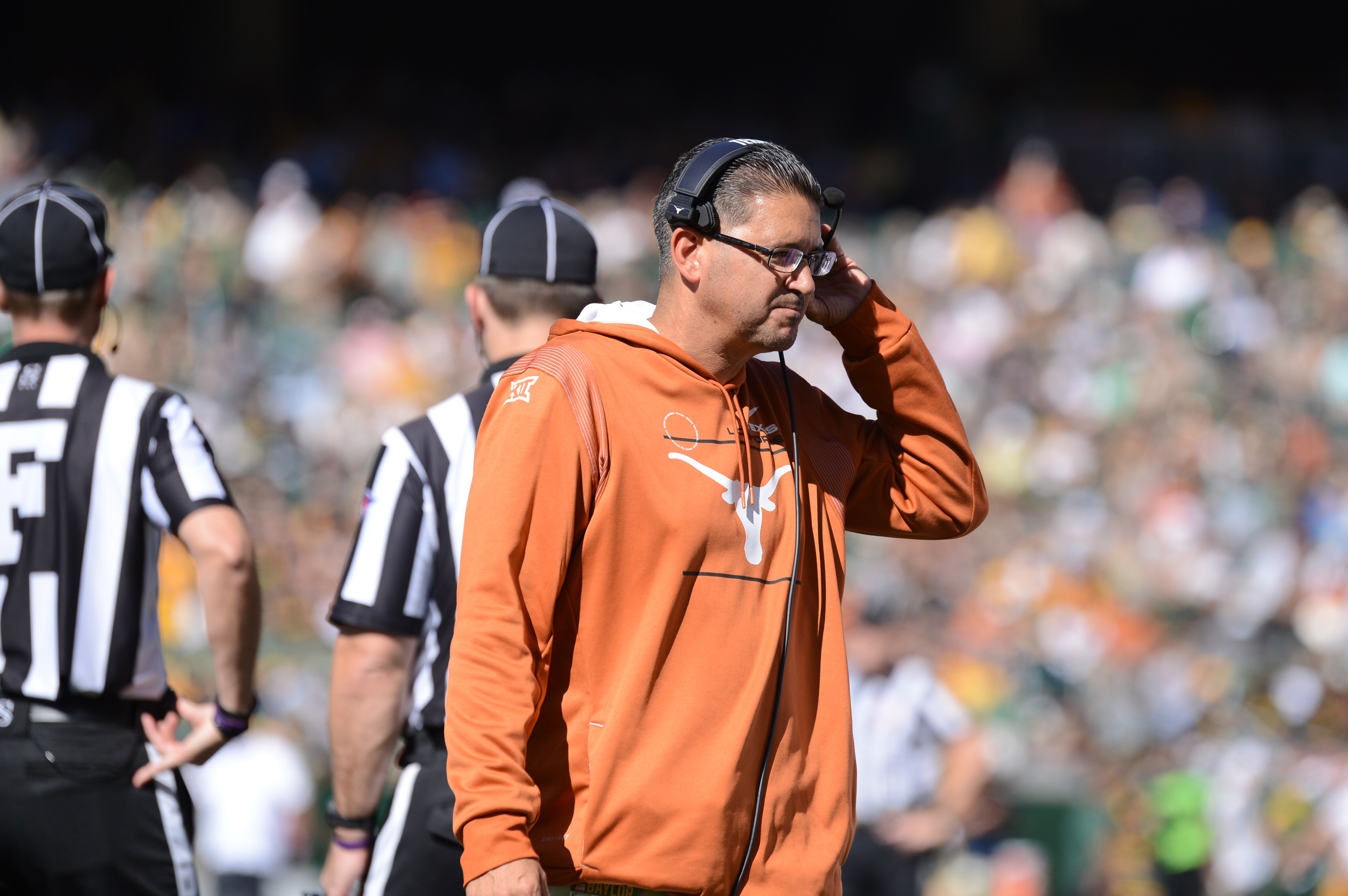 Texas Asst. Coach Jeff Banks, Girlfriend Sued After Monkey Allegedly