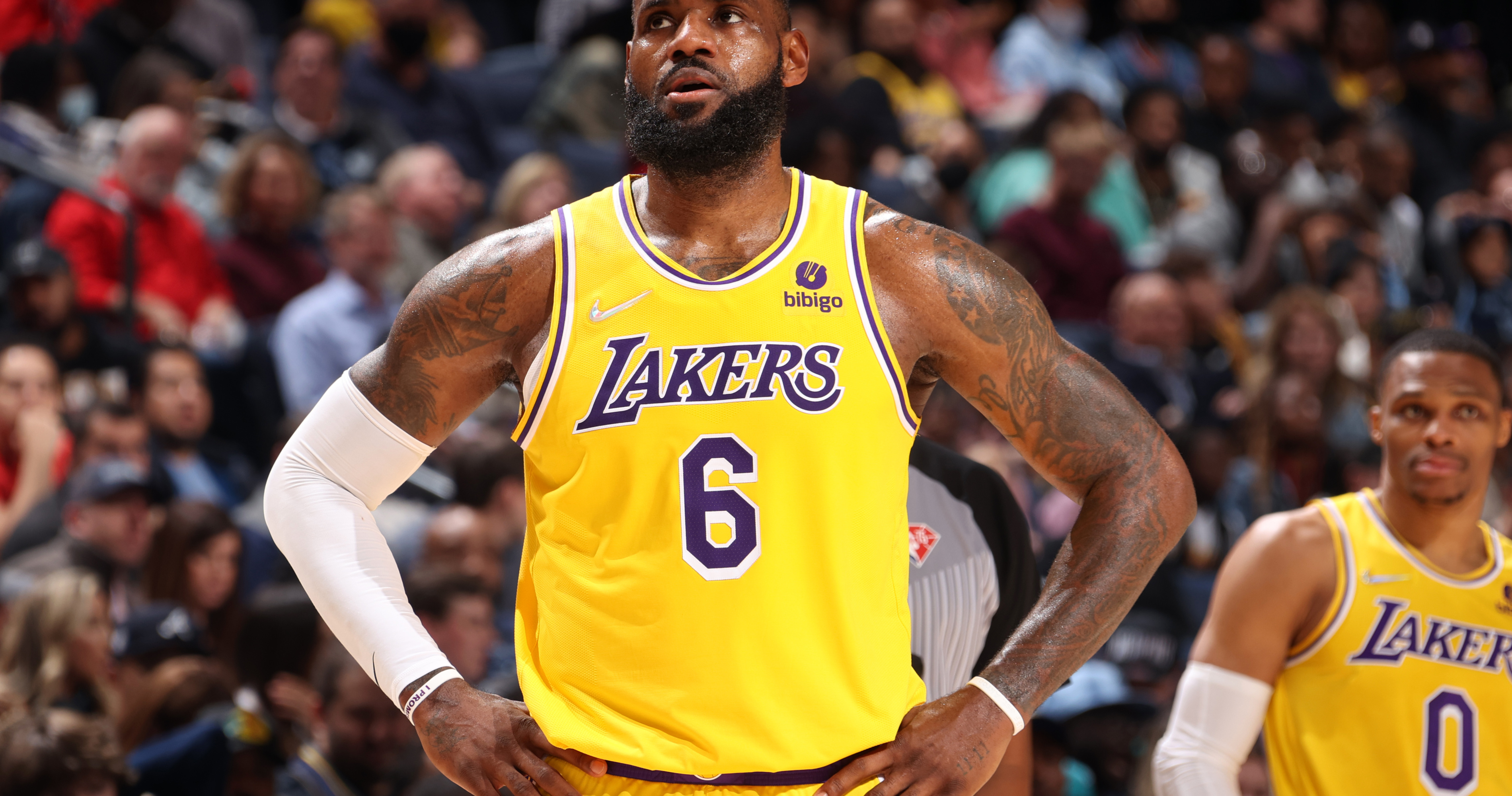 Lakers' LeBron James Says He's Getting 'A Lot Healthier' After Ab ...