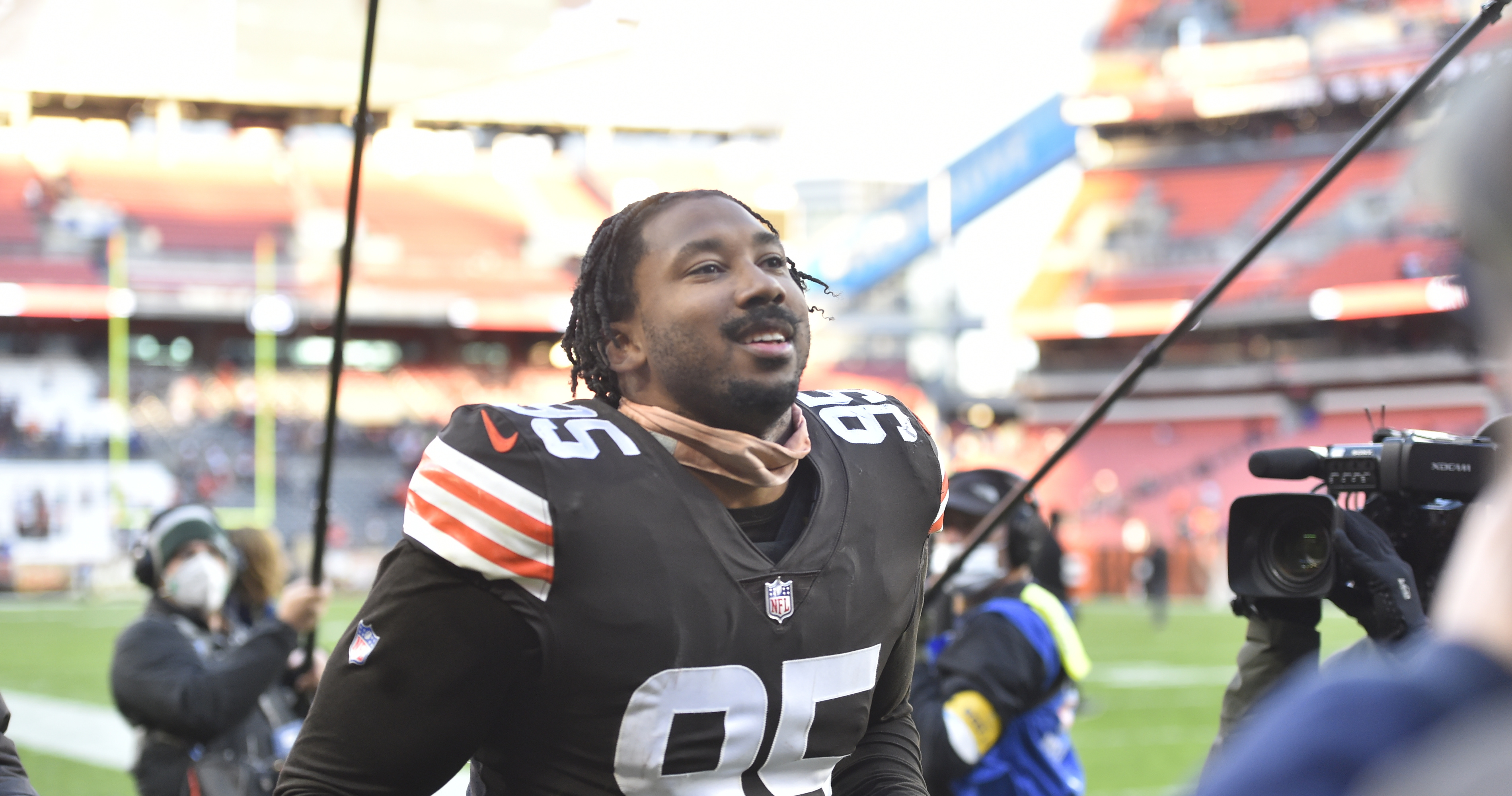 Madden 22 Player Ratings: Browns' Myles Garrett Joins 99 Club Amid 15 ...