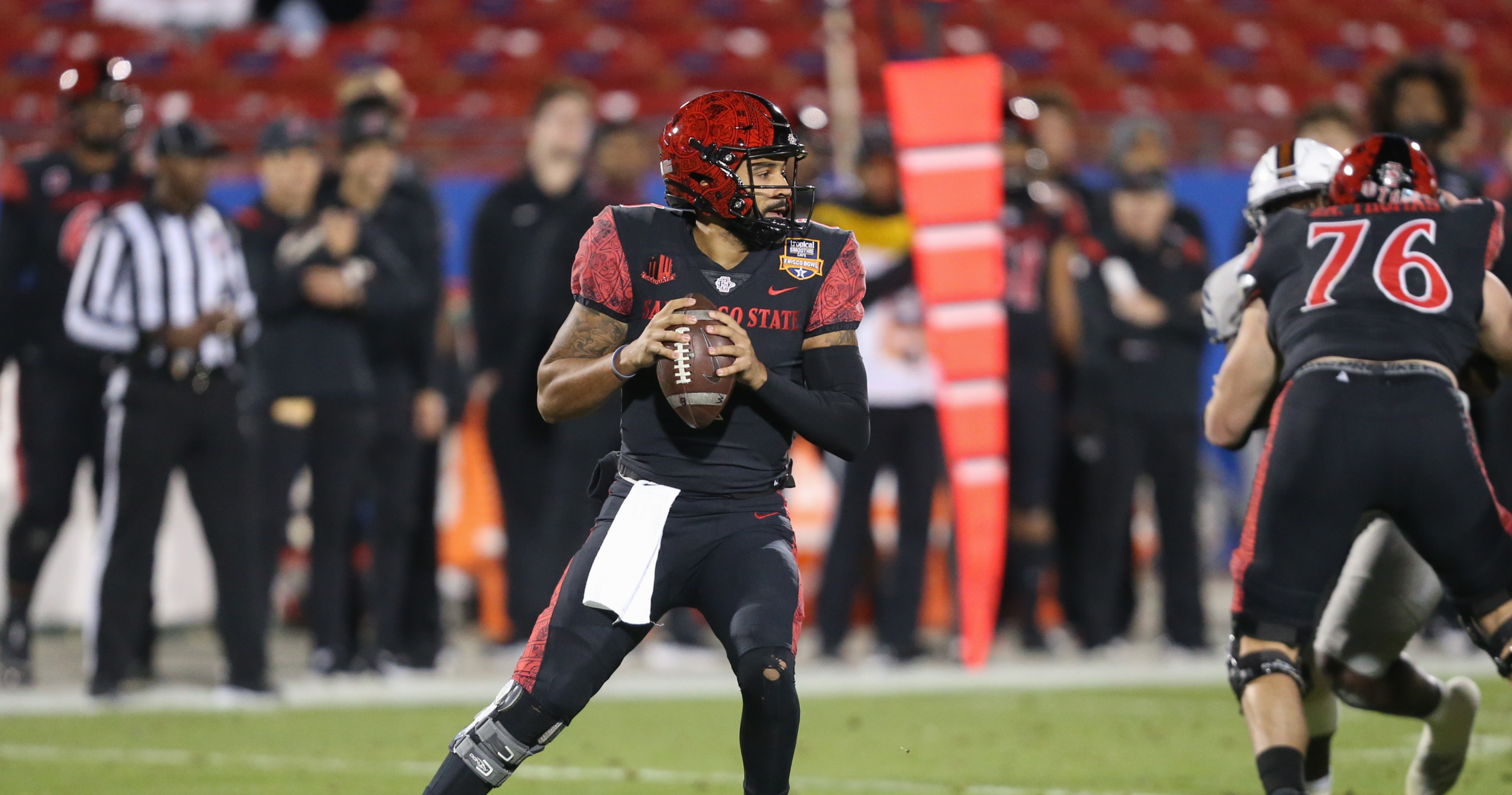 Lucas Johnson Dominant as No. 24 San Diego State Beats UTSA in 2021 ...