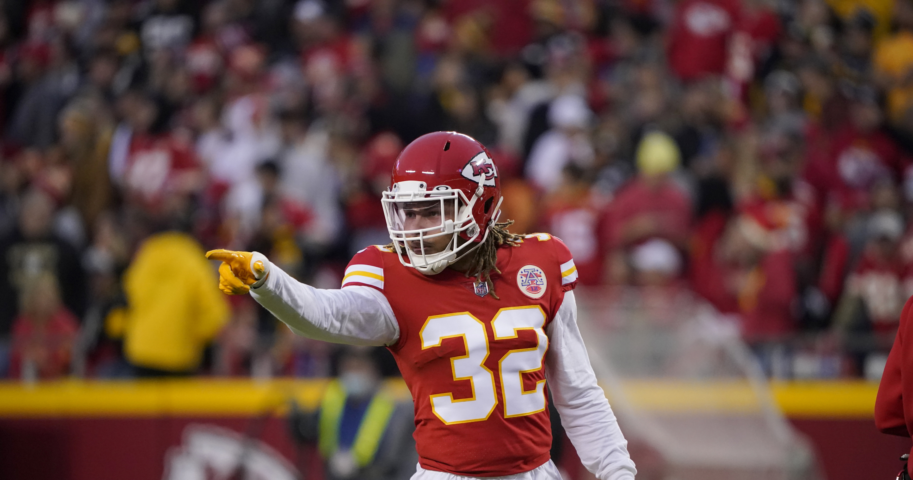 Chiefs' Tyrann Mathieu Out Of Playoff Game Vs. Bills After Suffering ...