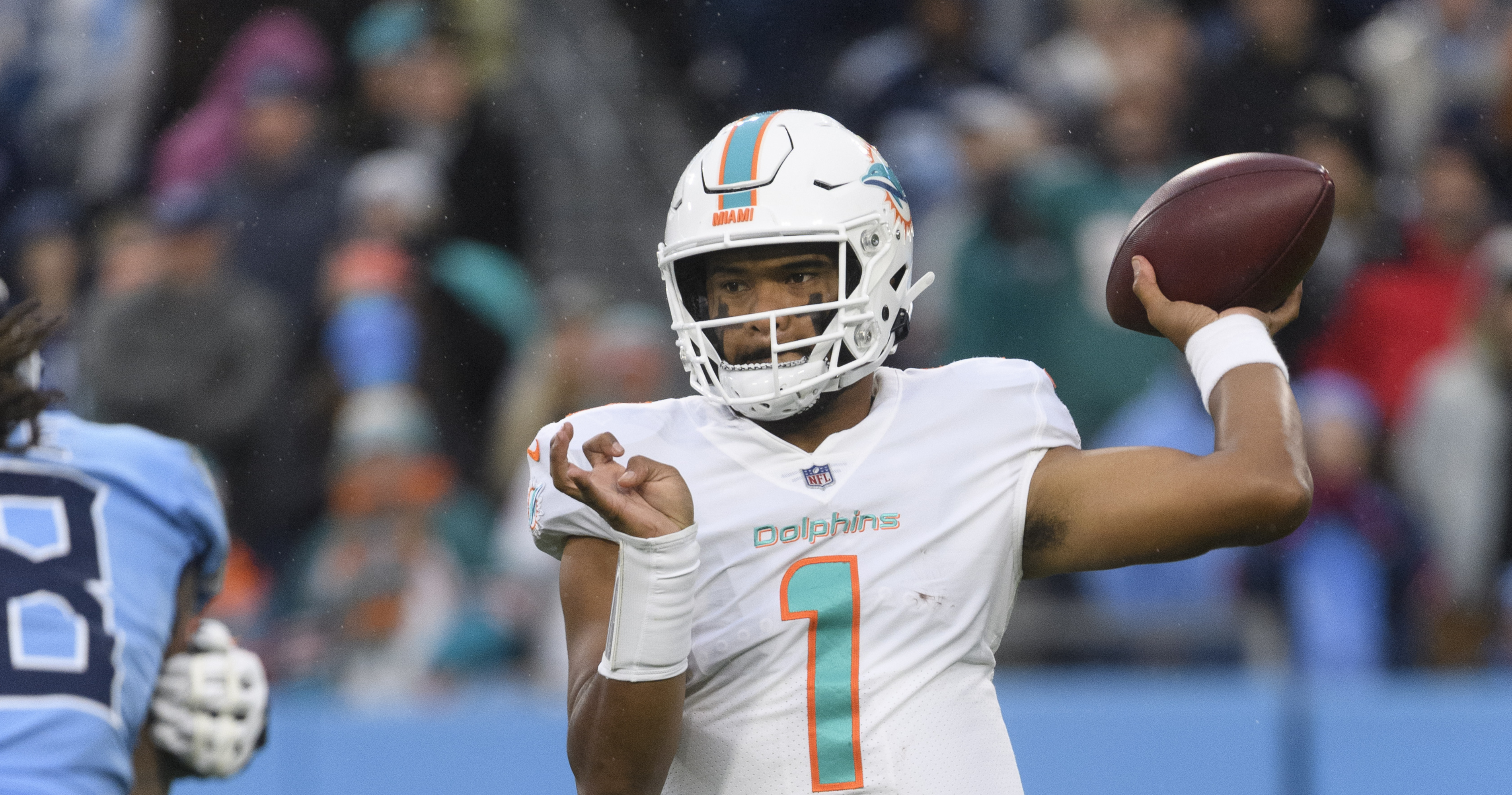 NFL Trade Rumors: 3 players the Miami Dolphins could trade this off-season