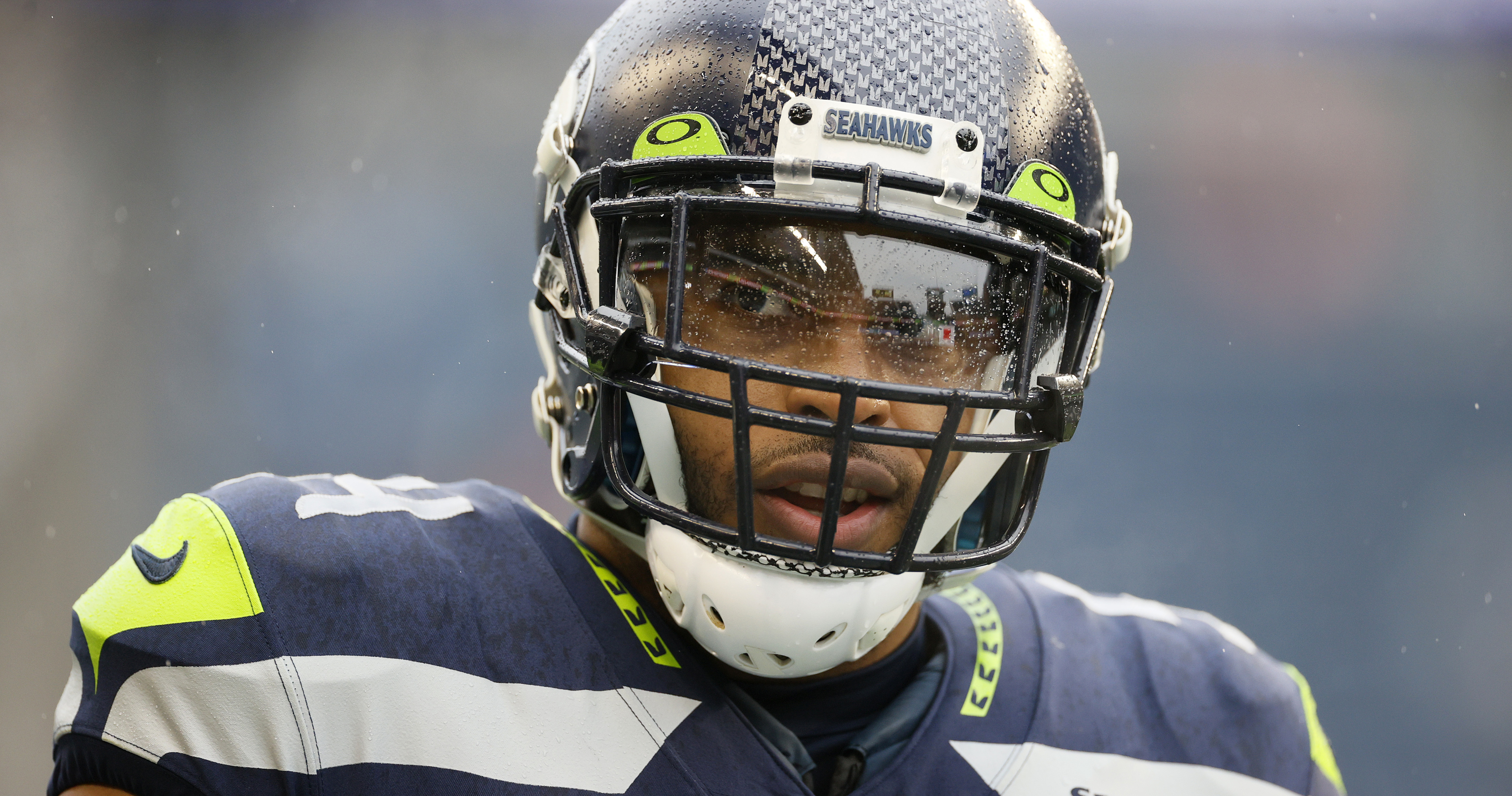 Seahawks 'love playing' with Bobby Wagner, but have a difficult