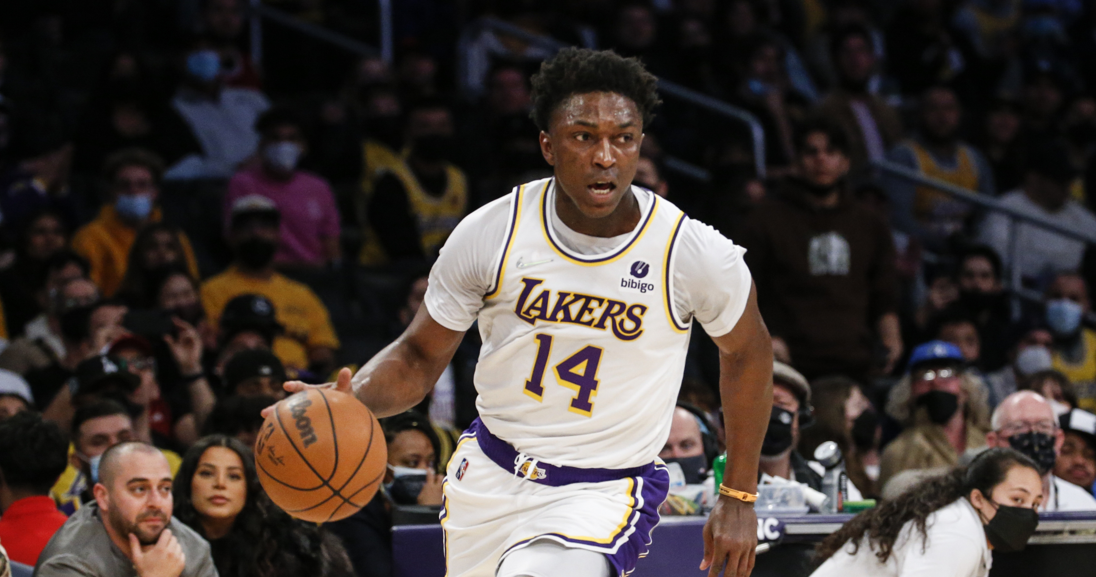 Lakers News Stanley Johnson Agrees to New 10Day Contract News