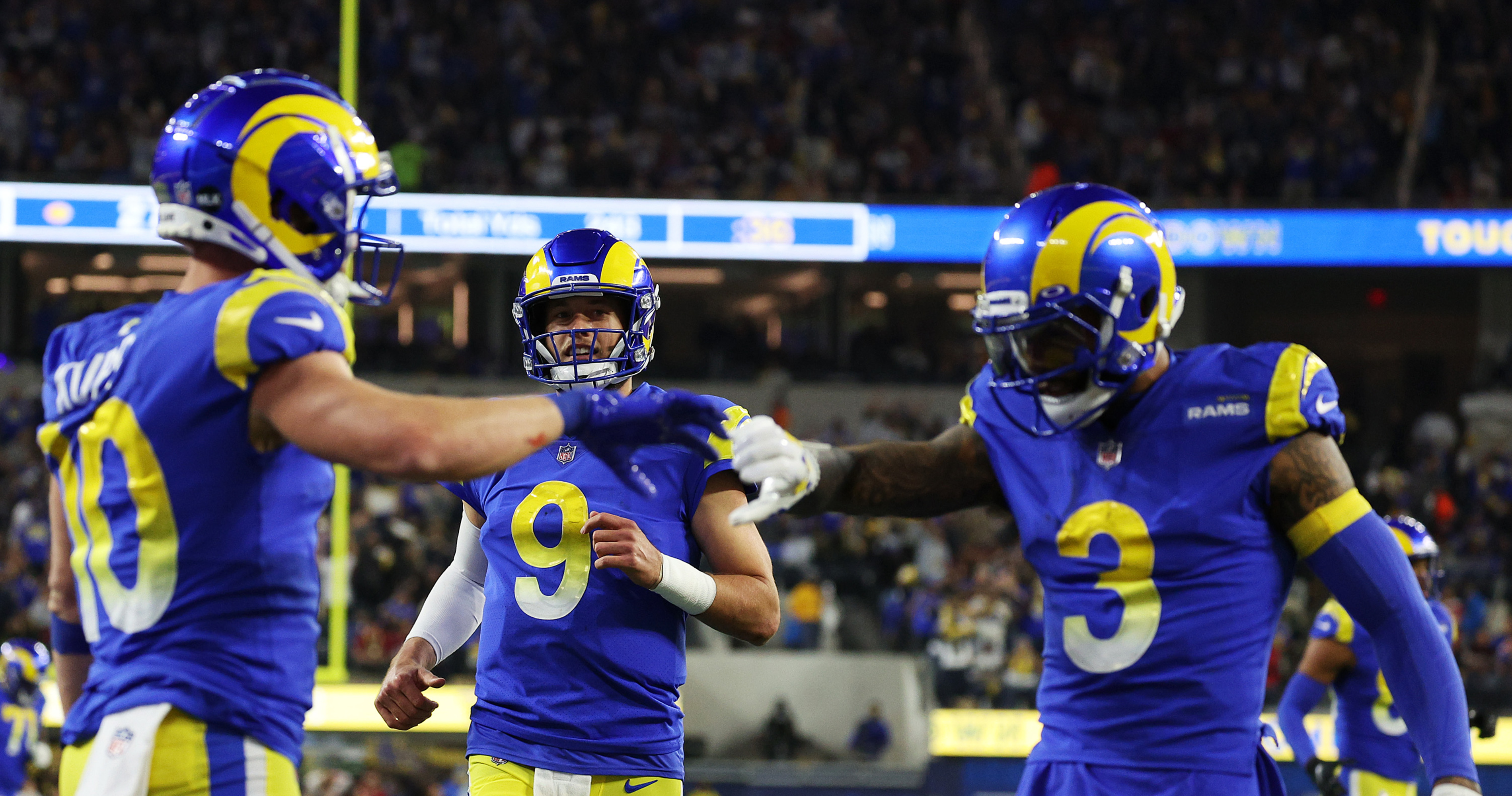 Matthew Stafford, Odell Beckham Jr. Lead Rams to Blowout over