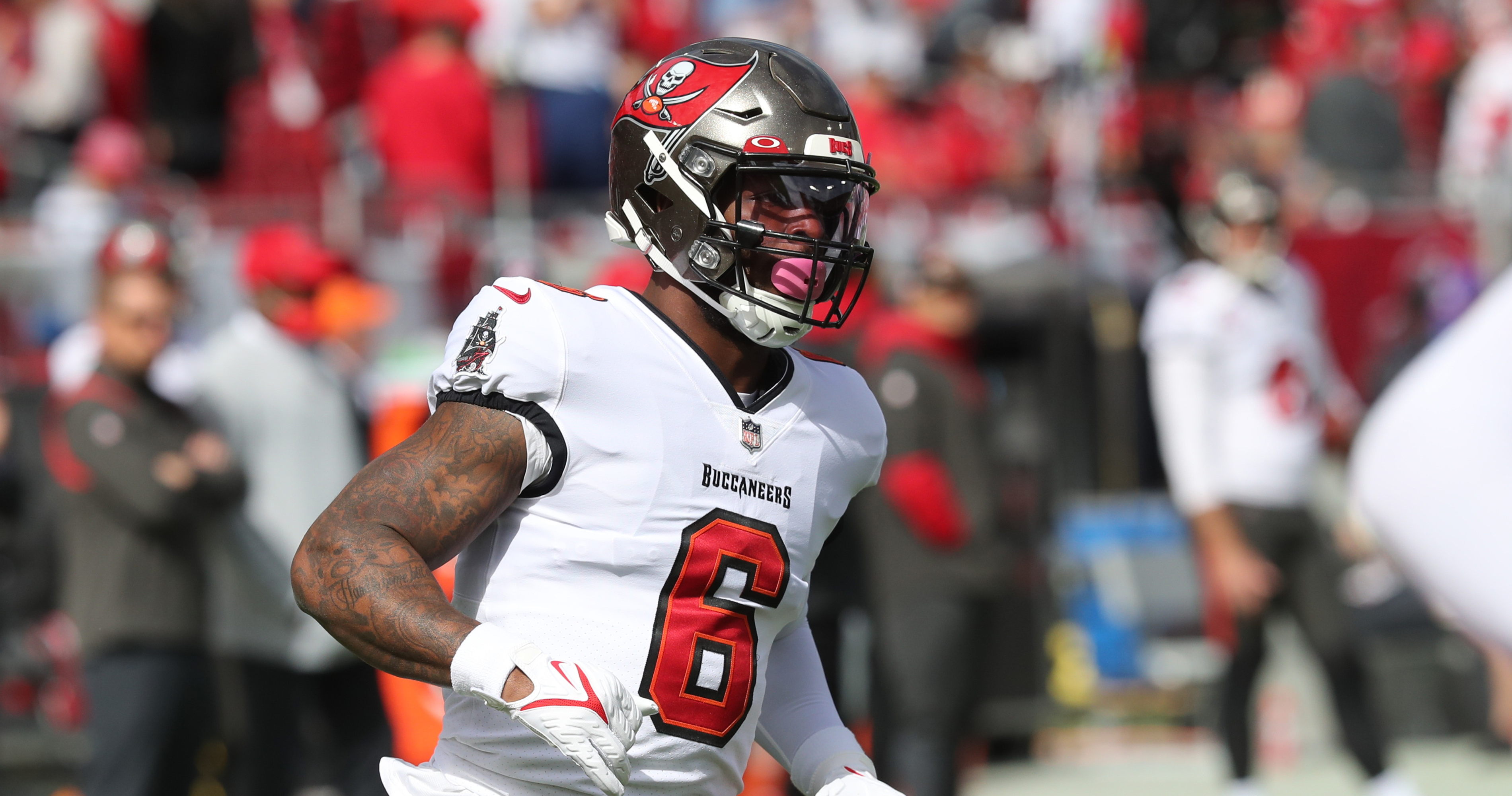 Buccaneers sign NFL running back Le'Veon Bell after injuries plague  depleted roster