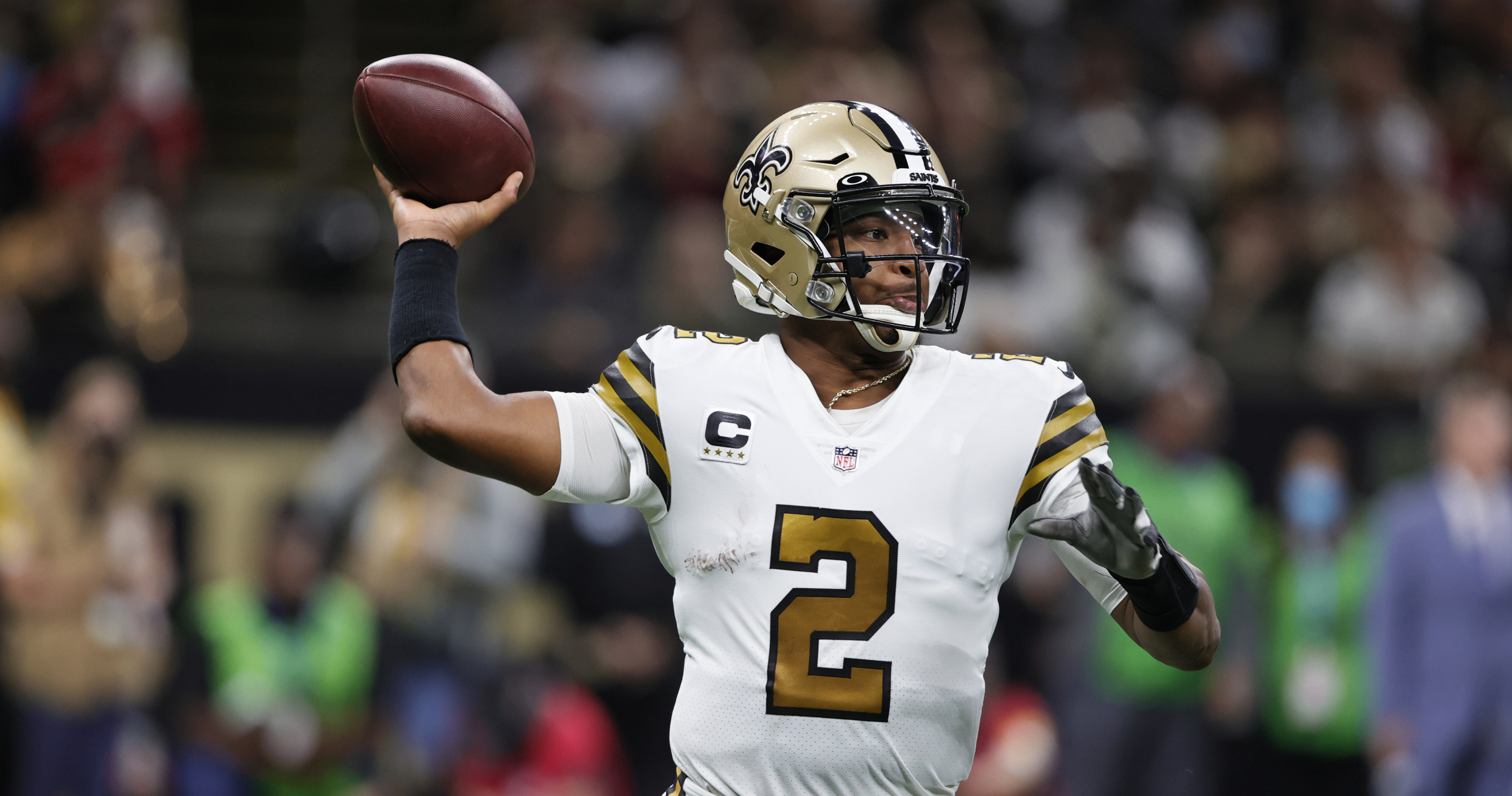 Report: Saints re-sign QB Jameis Winston to 2-year contract