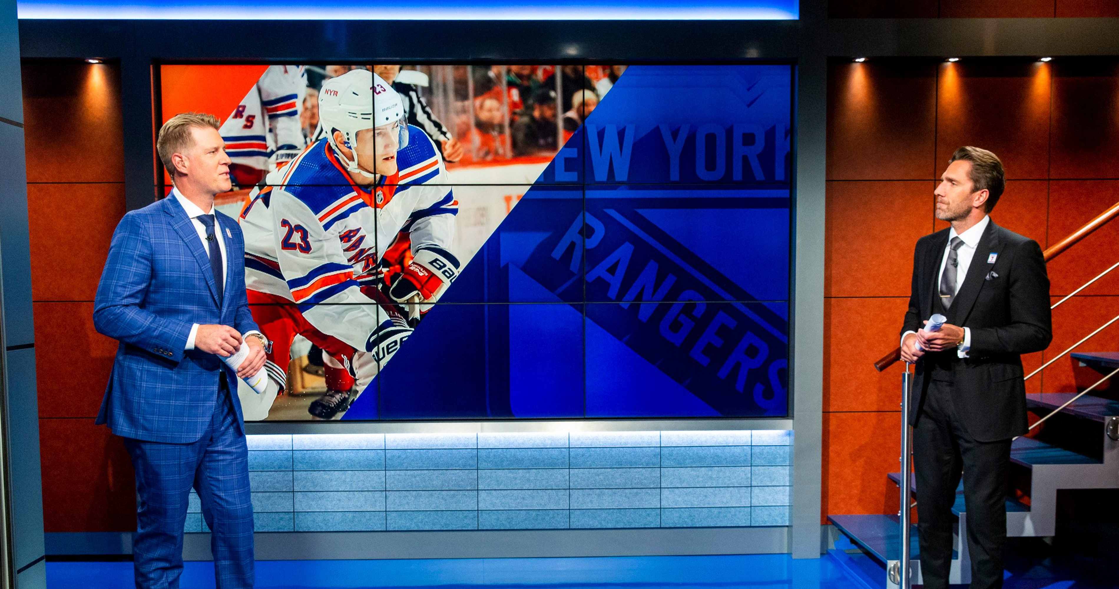 Henrik Lundqvist honored by Rangers as jersey raised into MSG rafters -  Stream the Video - Watch ESPN