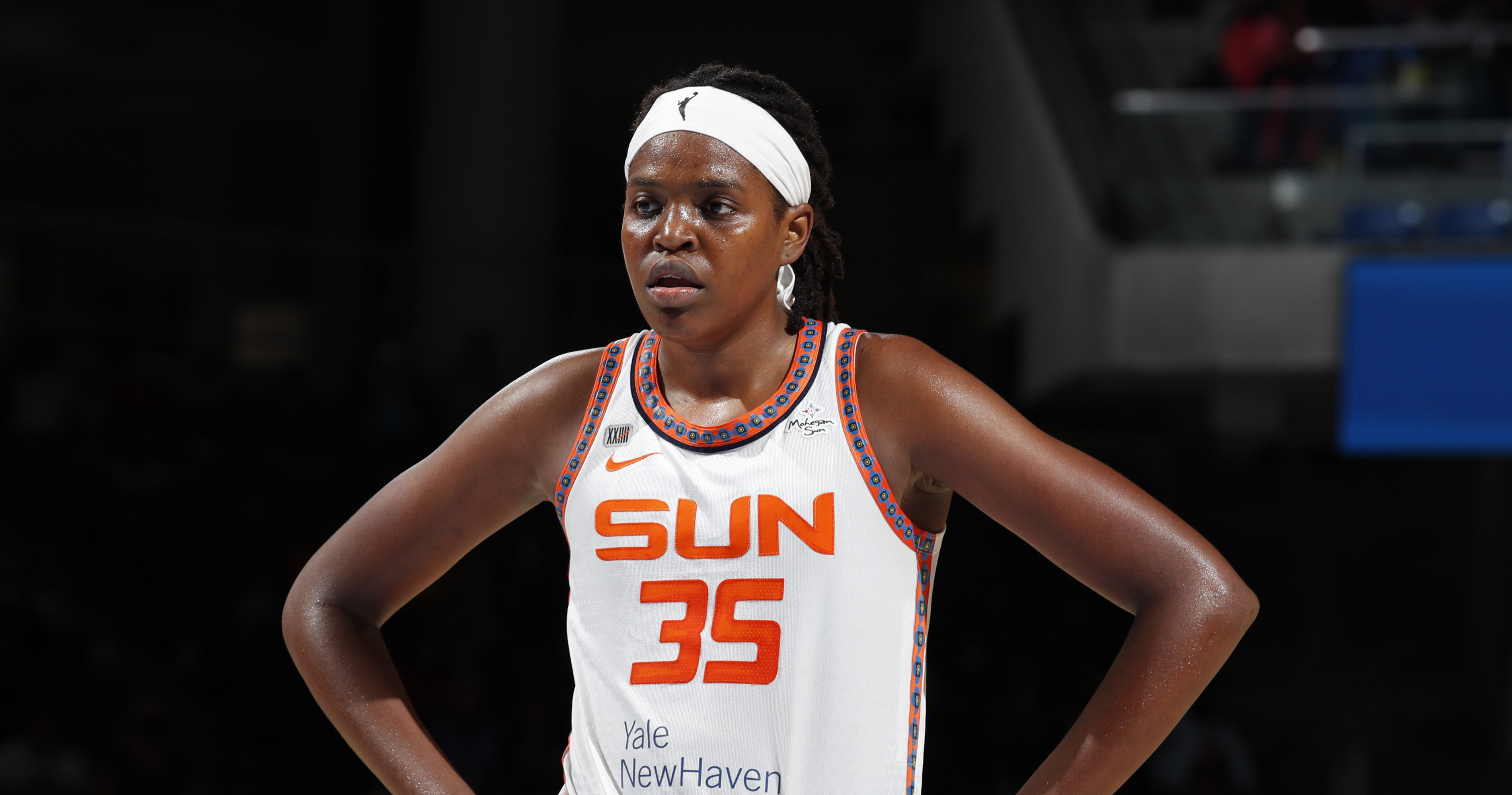 2021 WNBA MVP Jonquel Jones Signs New Contract with Sun in Free Agency