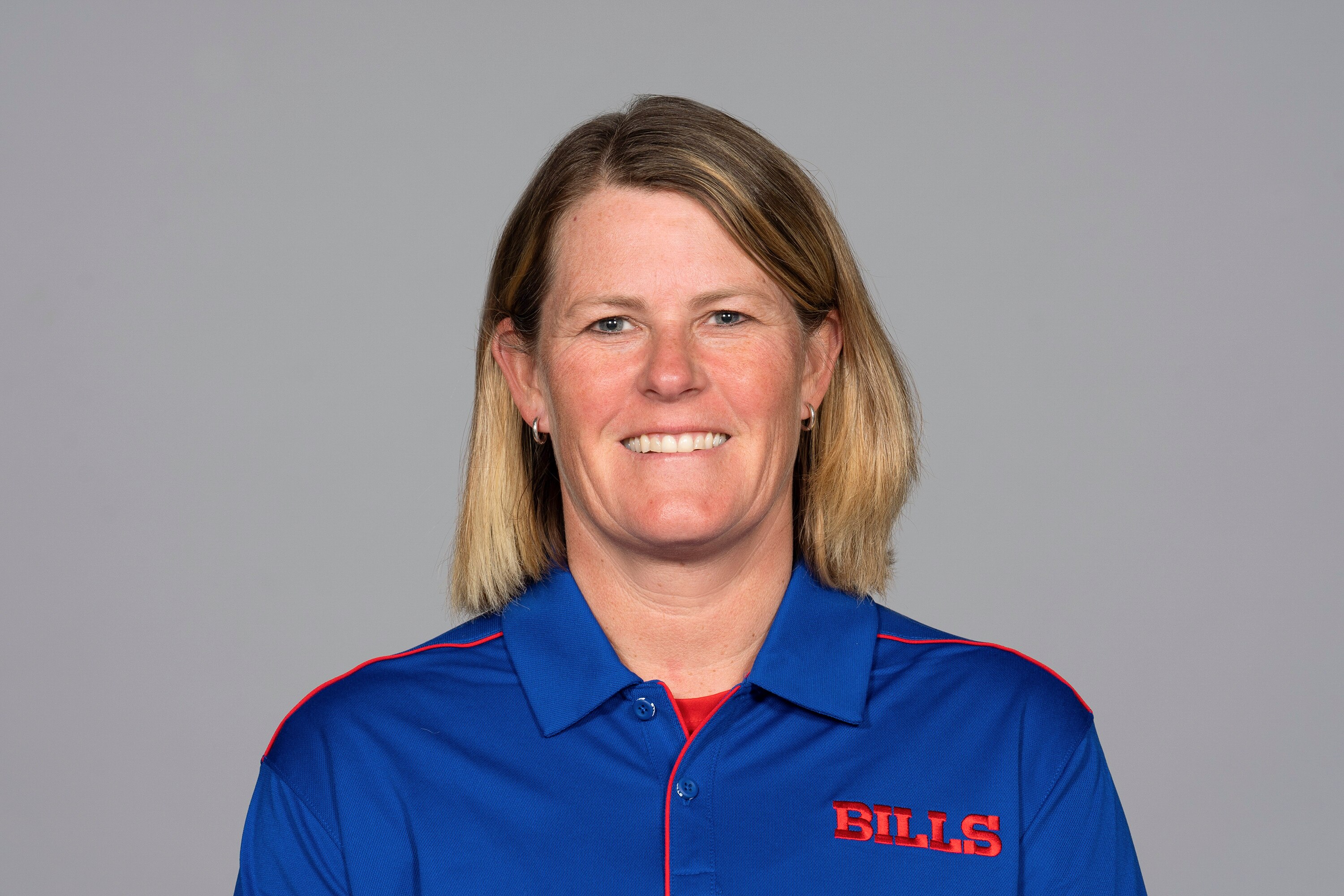 Report Bills' Laura Young to Giants' 1st Woman in Coaching