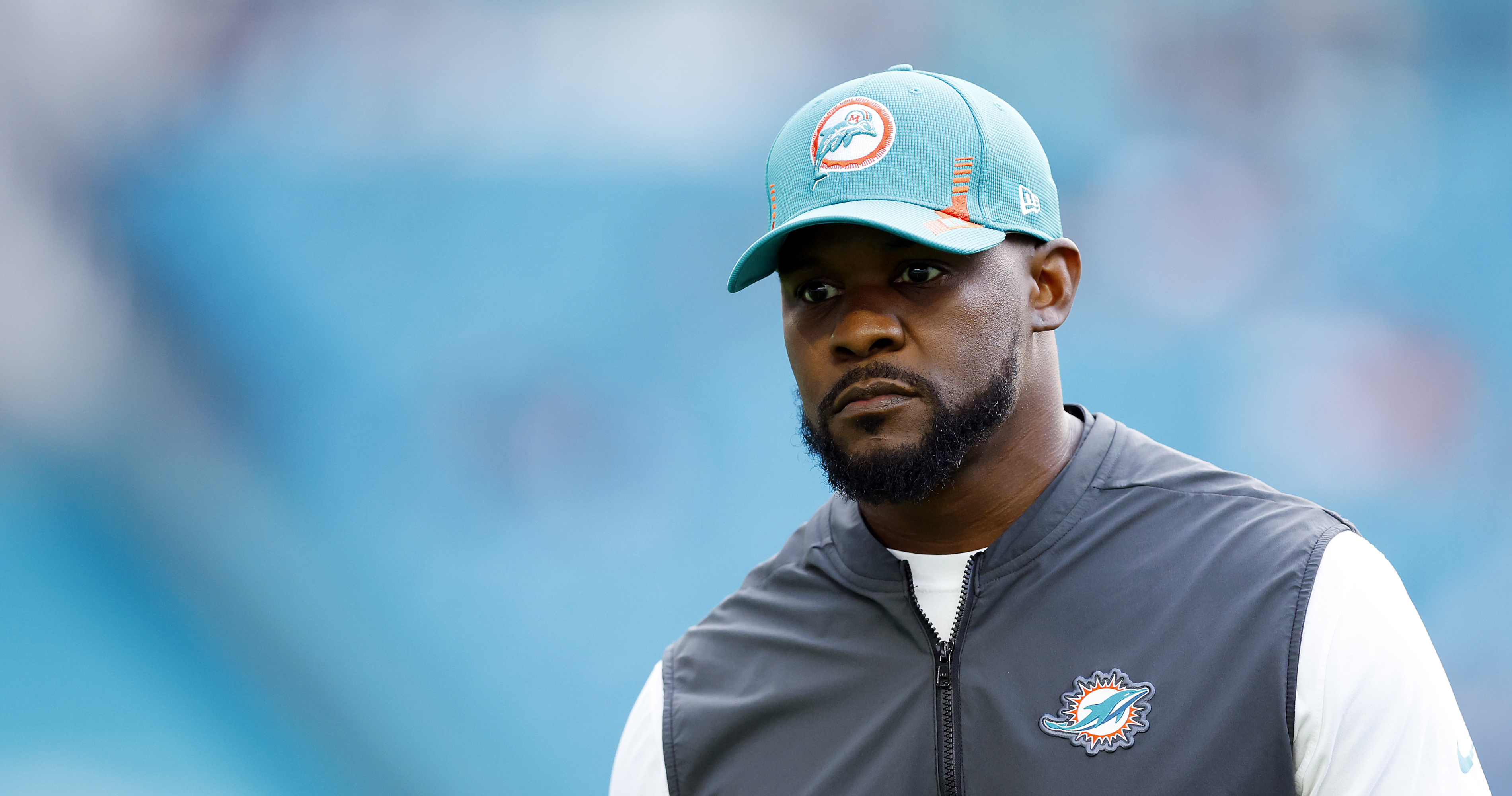 Vikings hire Brian Flores as new defensive coordinator - CBS Minnesota