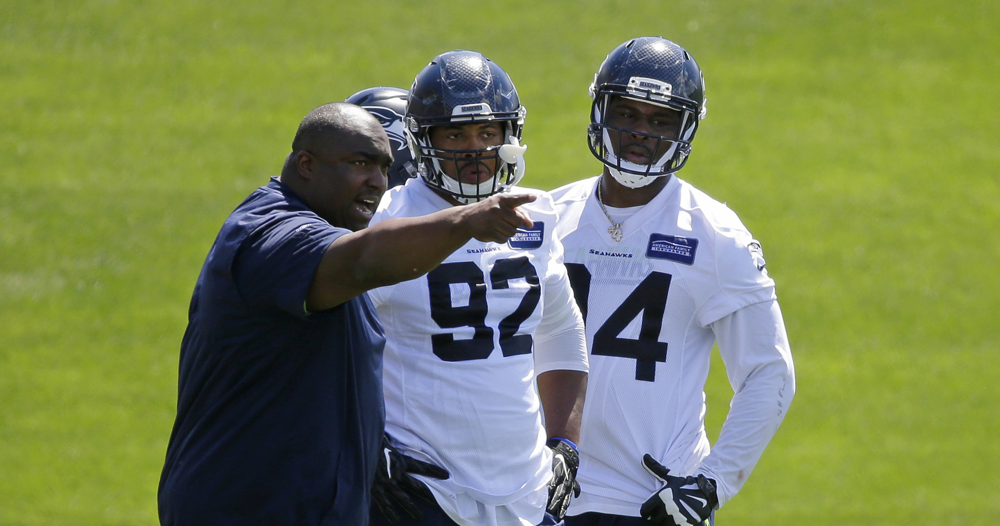 Clint Hurtt and the tenacious 2023 Seahawks defense