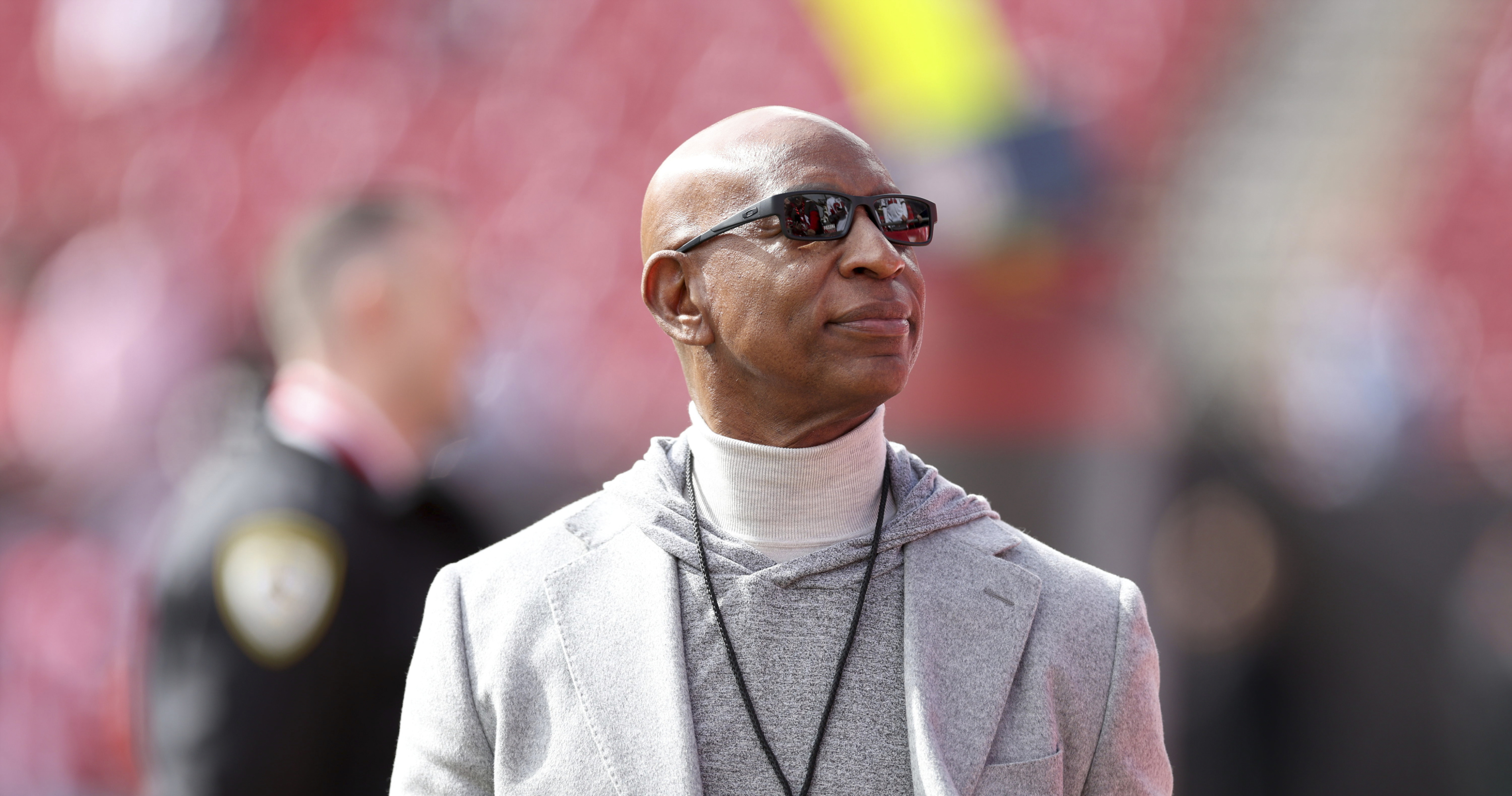 Rams legend Eric Dickerson says he won't attend Super Bowl over ticket flap