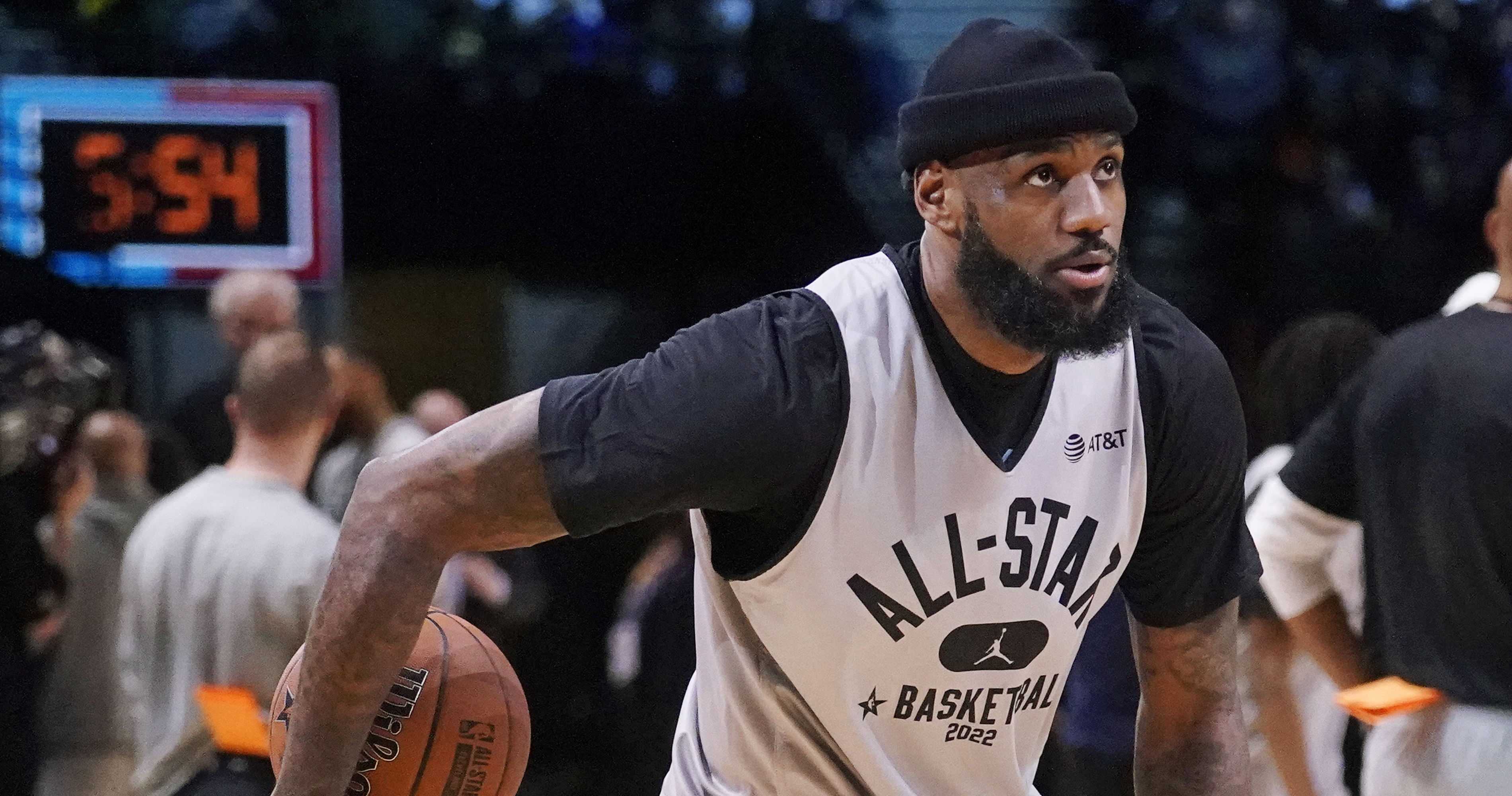 LeBron James has four teams he could join in 2023 if Los Angeles Lakers  make trade call - Mirror Online