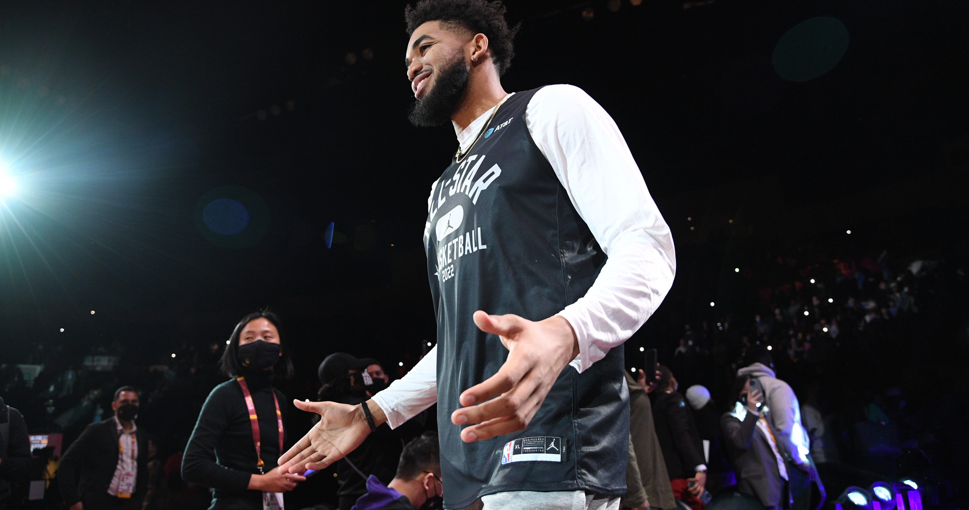Karl-Anthony Towns triumphs in 2022 MTN DEW 3-Point Contest