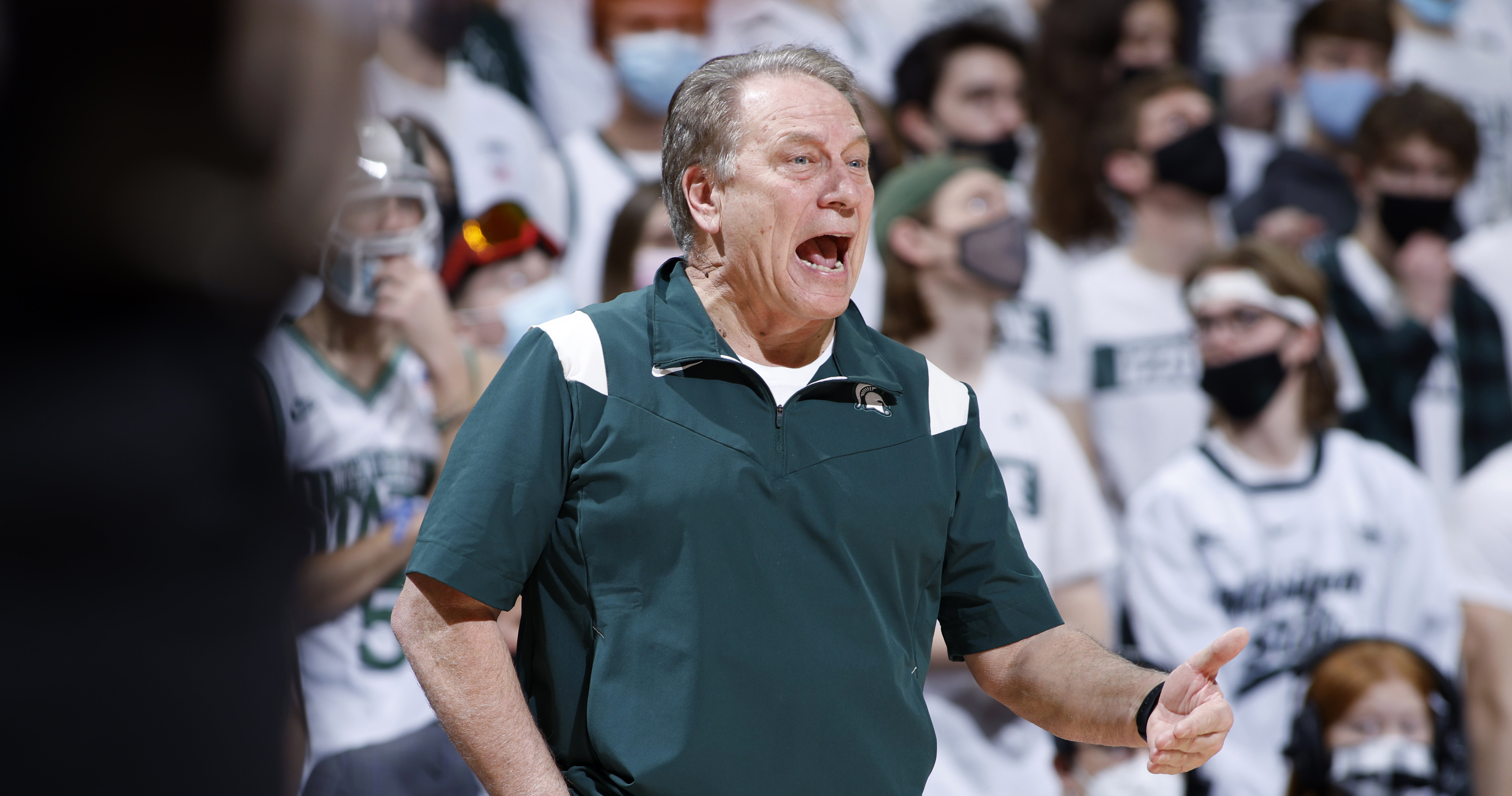 MSU's Tom Izzo Against Eliminating Handshake Line After Juwan Howard ...