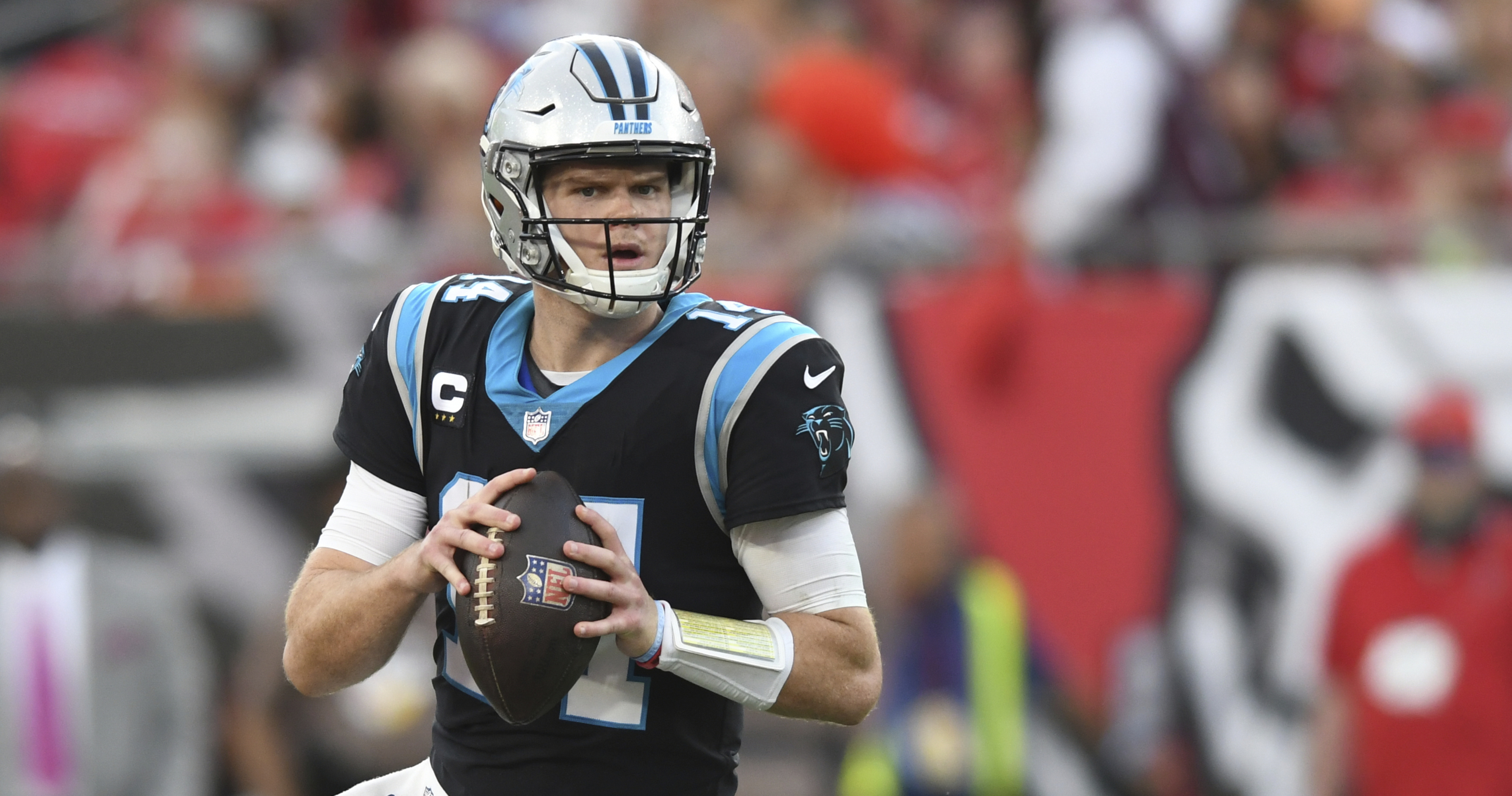 Panthers QB Sam Darnold focused on doing job, not on expectations in new  home