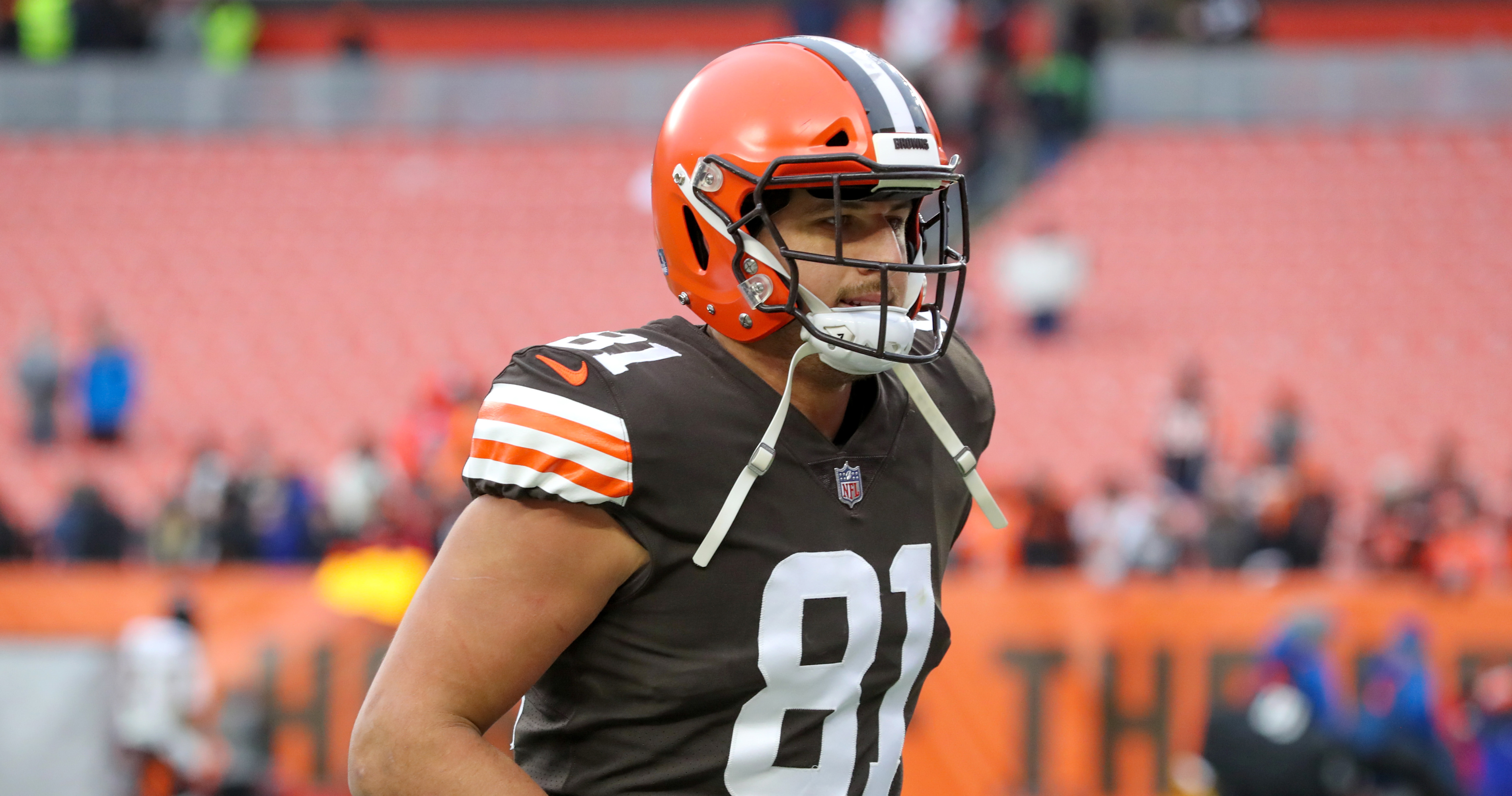 Report: Browns releasing tight end Austin Hooper – News-Herald