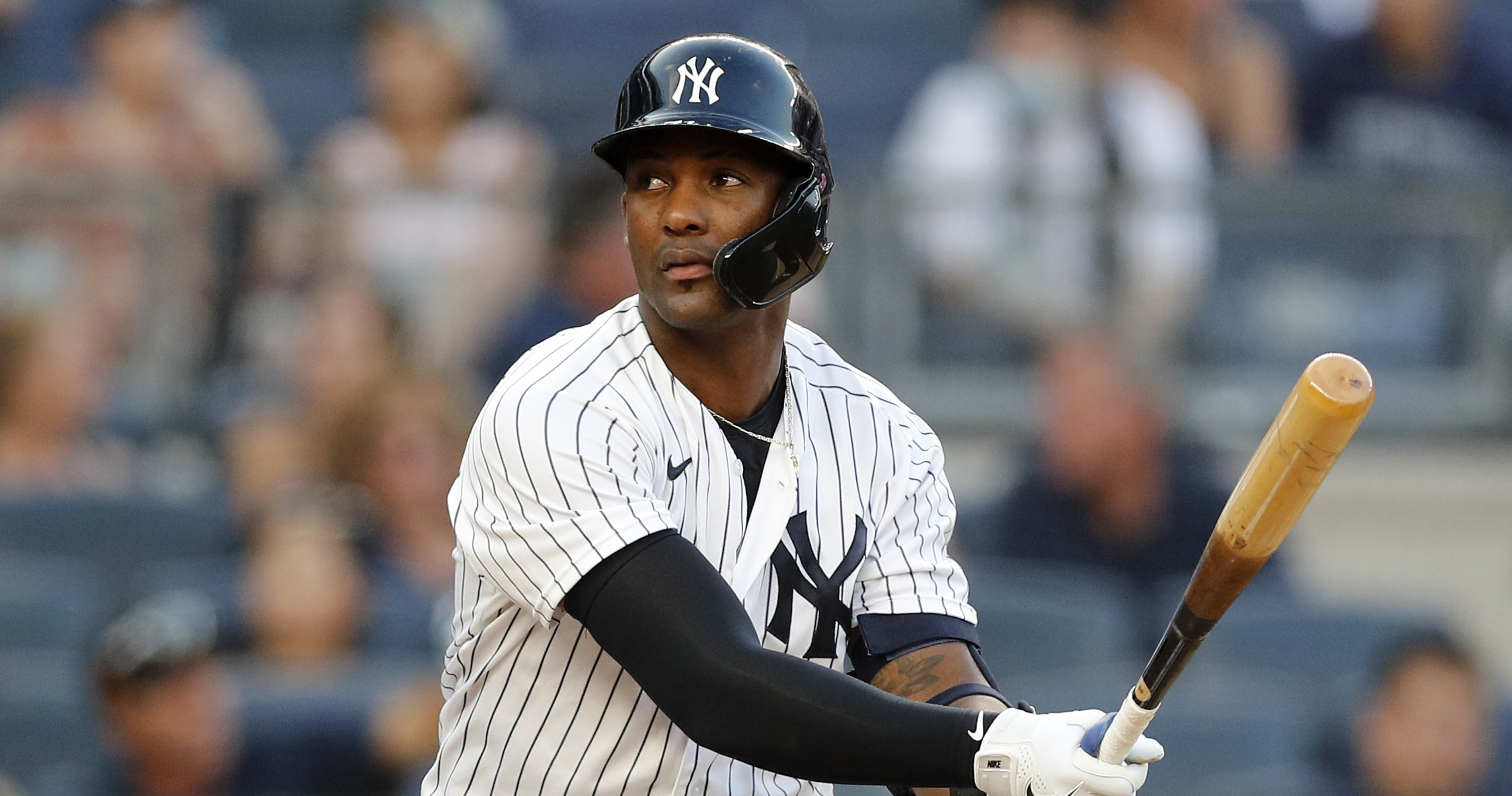 Y new york yankees away jersey ankees suffer first major injury as Miguel  Andujar tears labrum