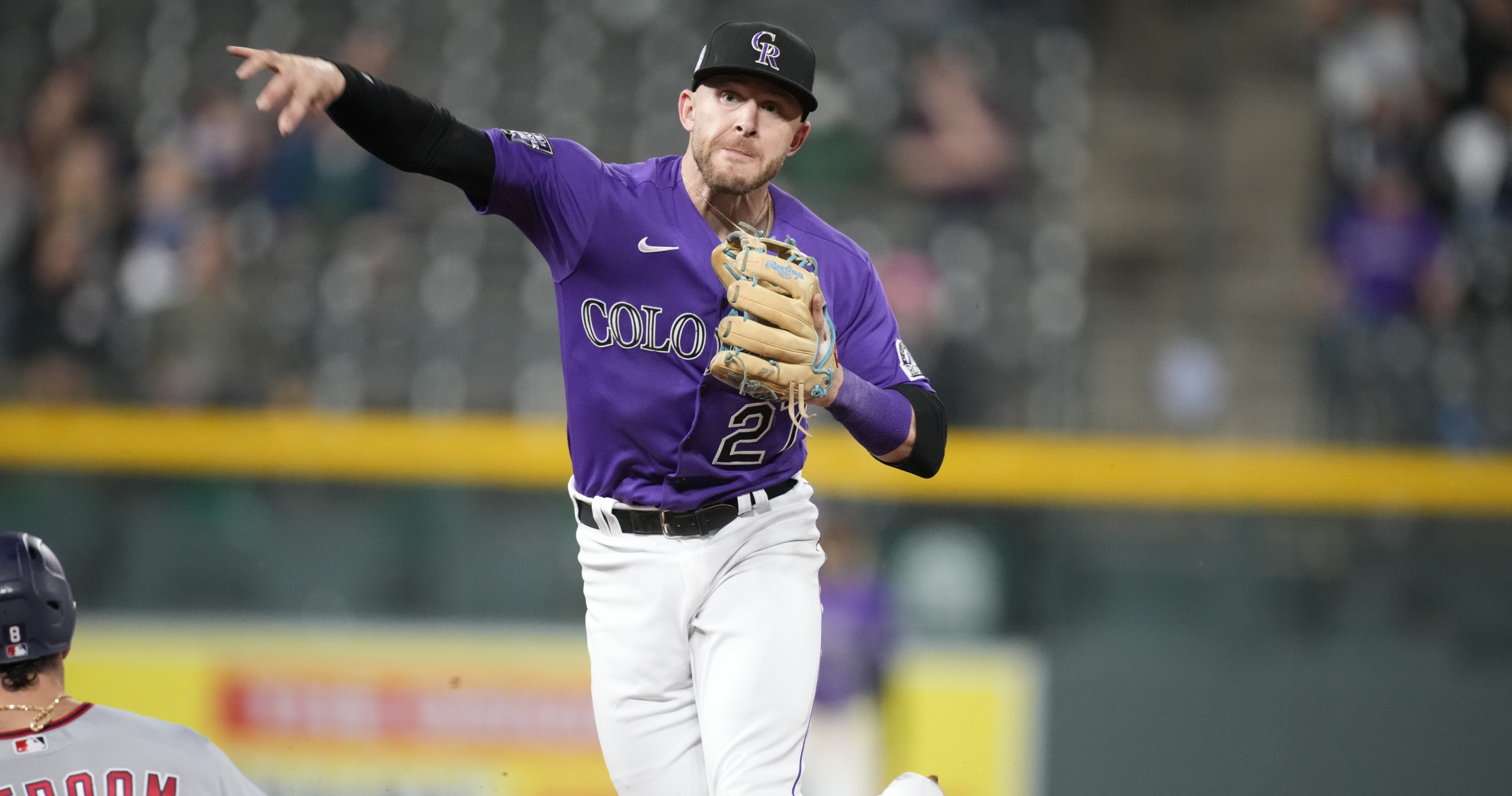 Twins reportedly trade Josh Donaldson, shortstop to Yankees for