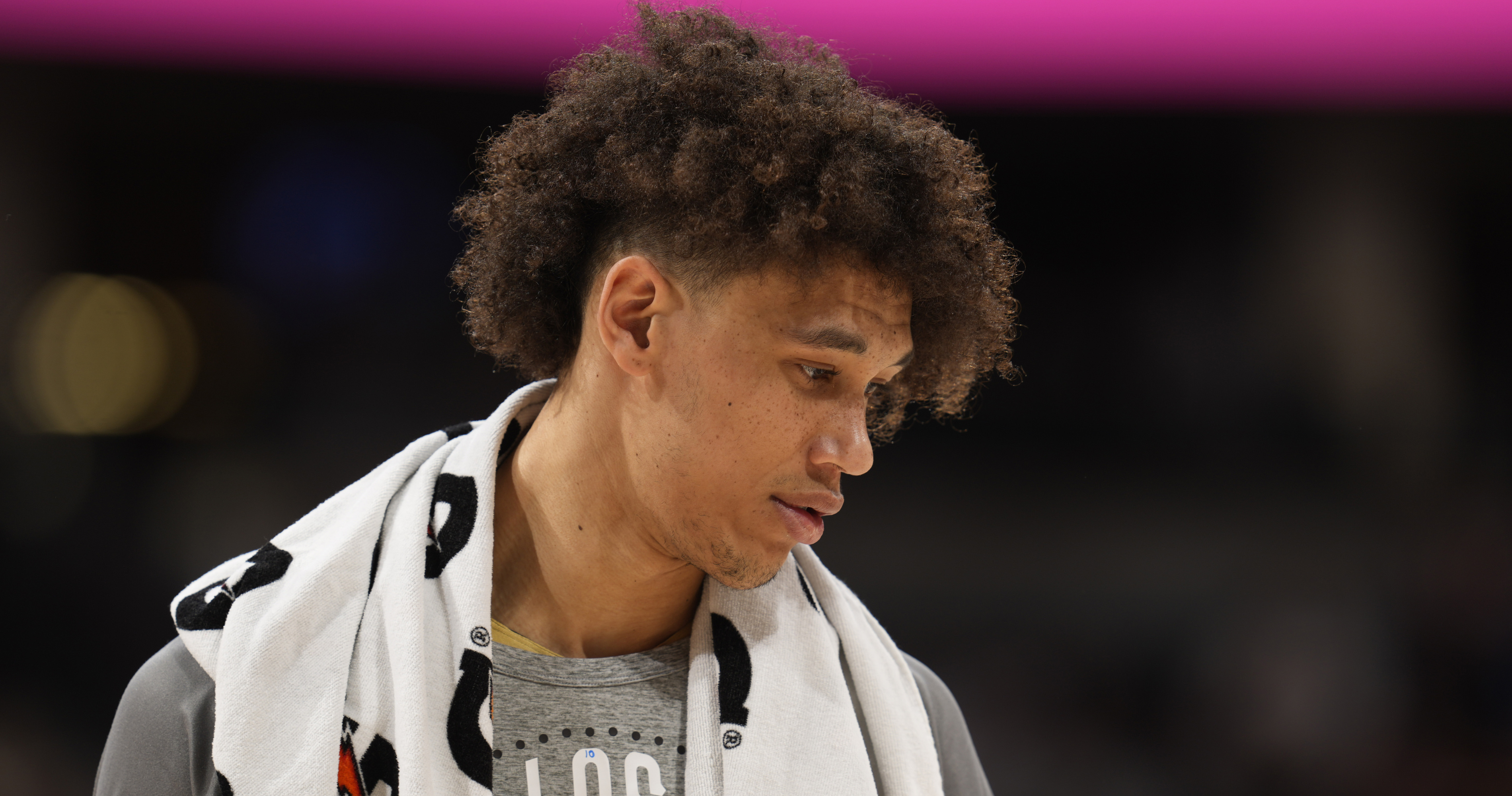 Jaxson Hayes Accused of Assault and Battery in Lawsuit Filed by Sofia ...