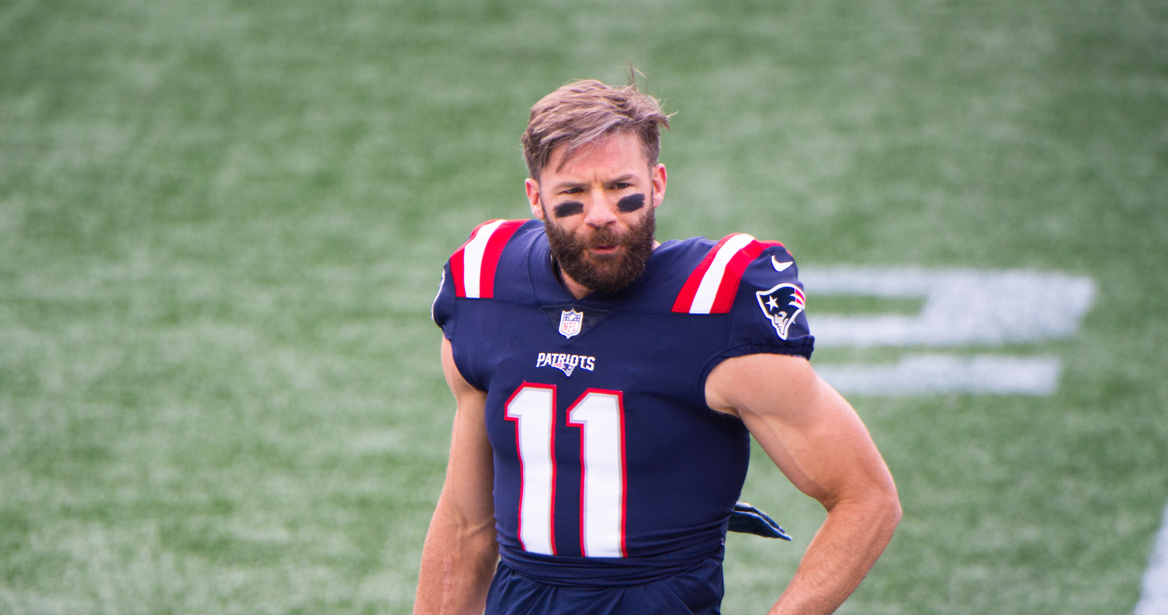 Look: Julian Edelman Was Asked Why Tom Brady Left Bucs - The Spun: What's  Trending In The Sports World Today