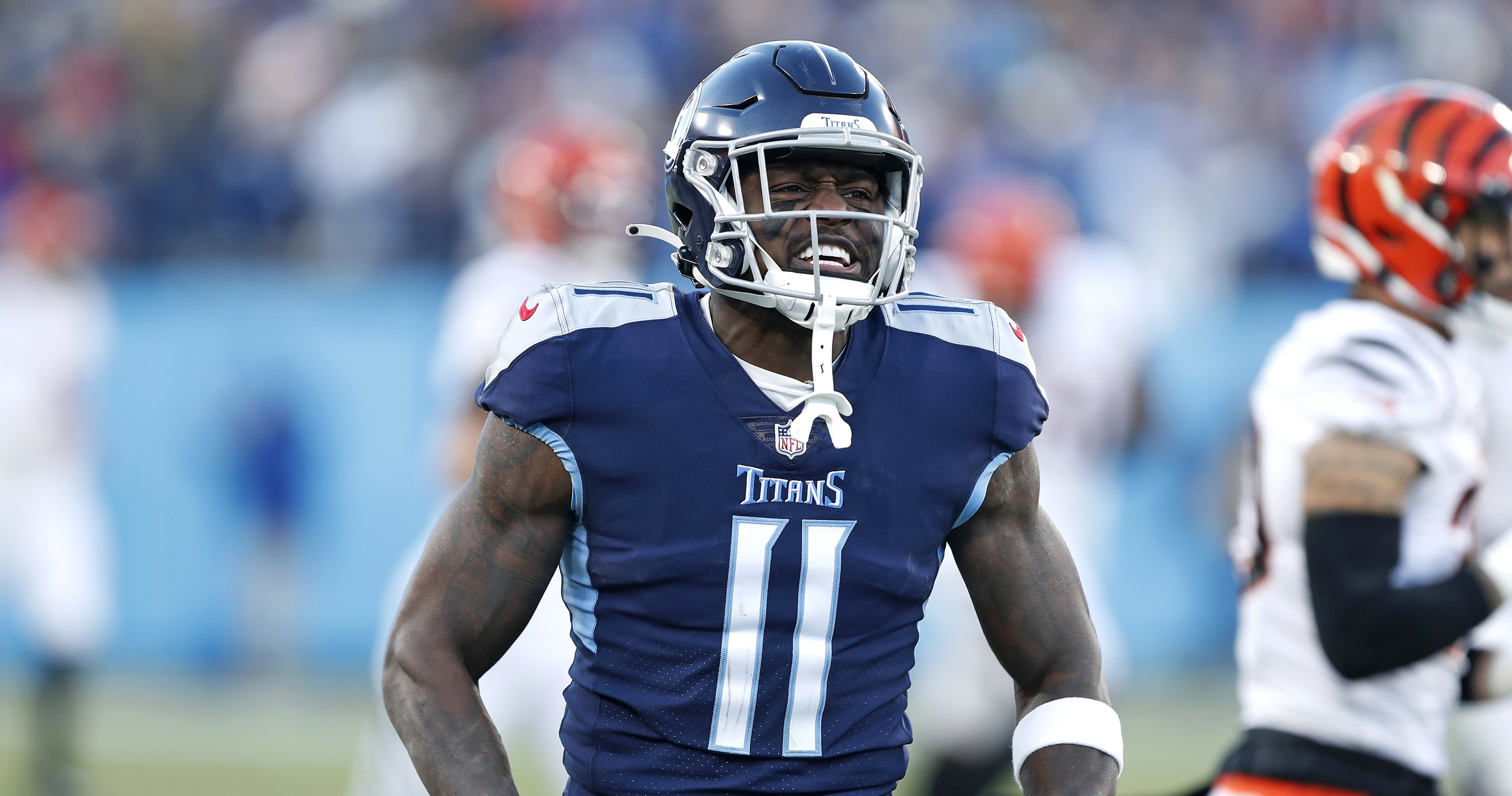 A.J. Brown Traded to Eagles from Titans; Reportedly Agrees to 4