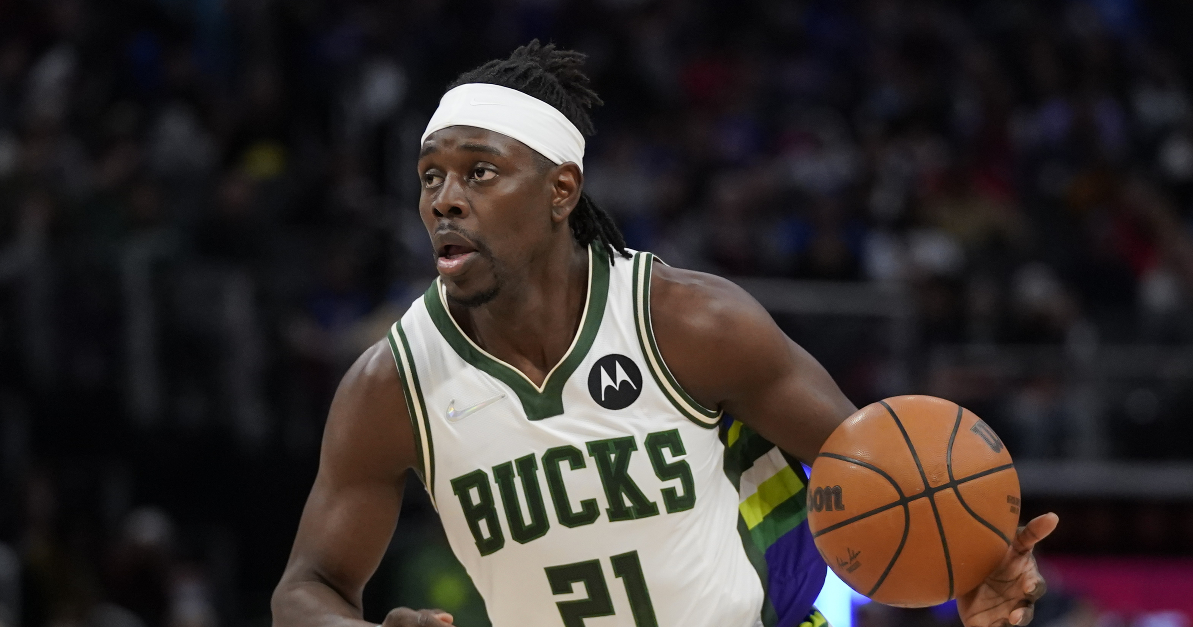 bucks-jrue-holiday-collects-306k-contract-bonus-after-playing-8