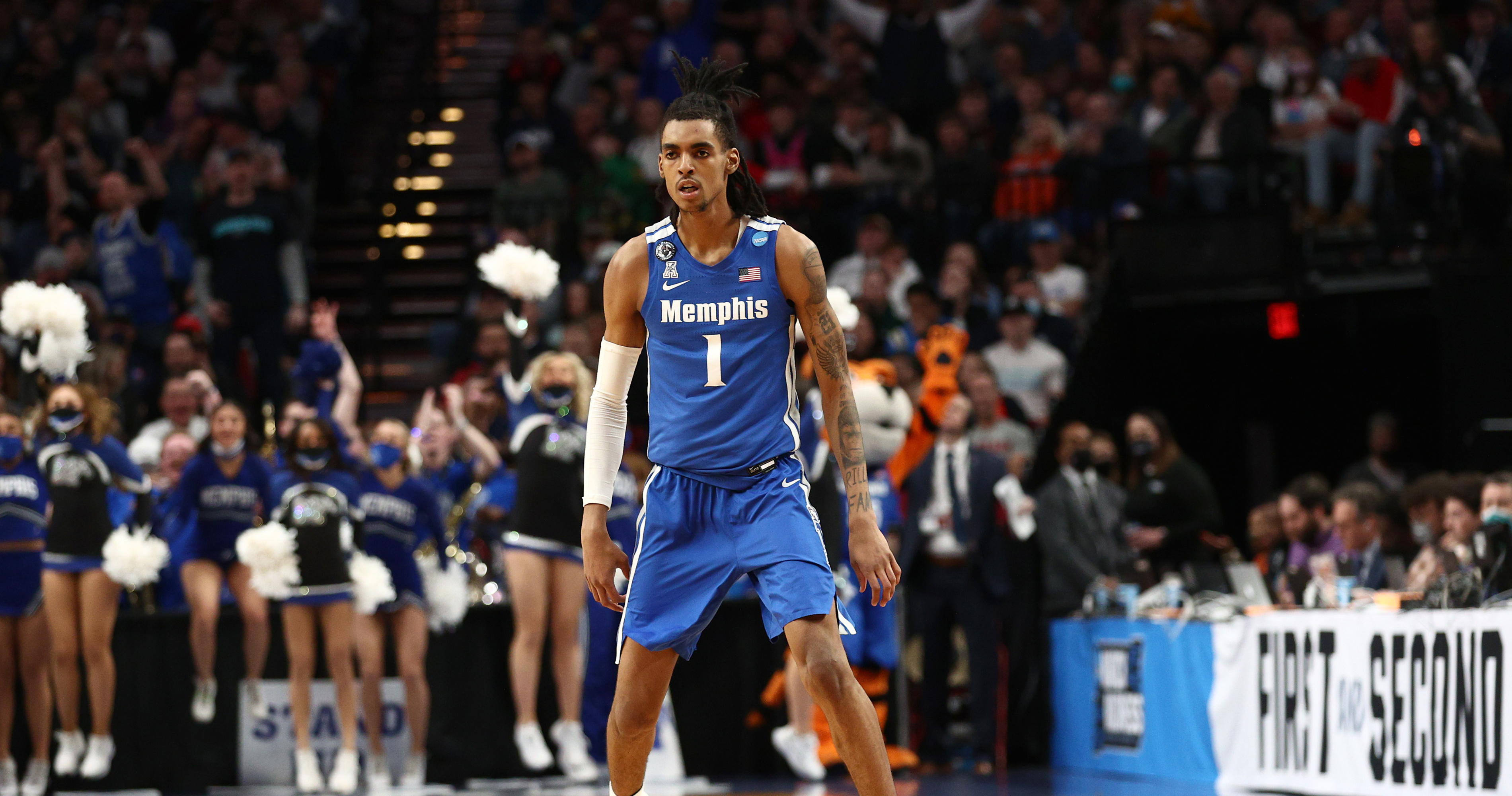 Emoni Bates to Transfer from Memphis After 1 Year Playing for Penny Hardaway News, Scores, Highlights, Stats, and Rumors Bleacher Report