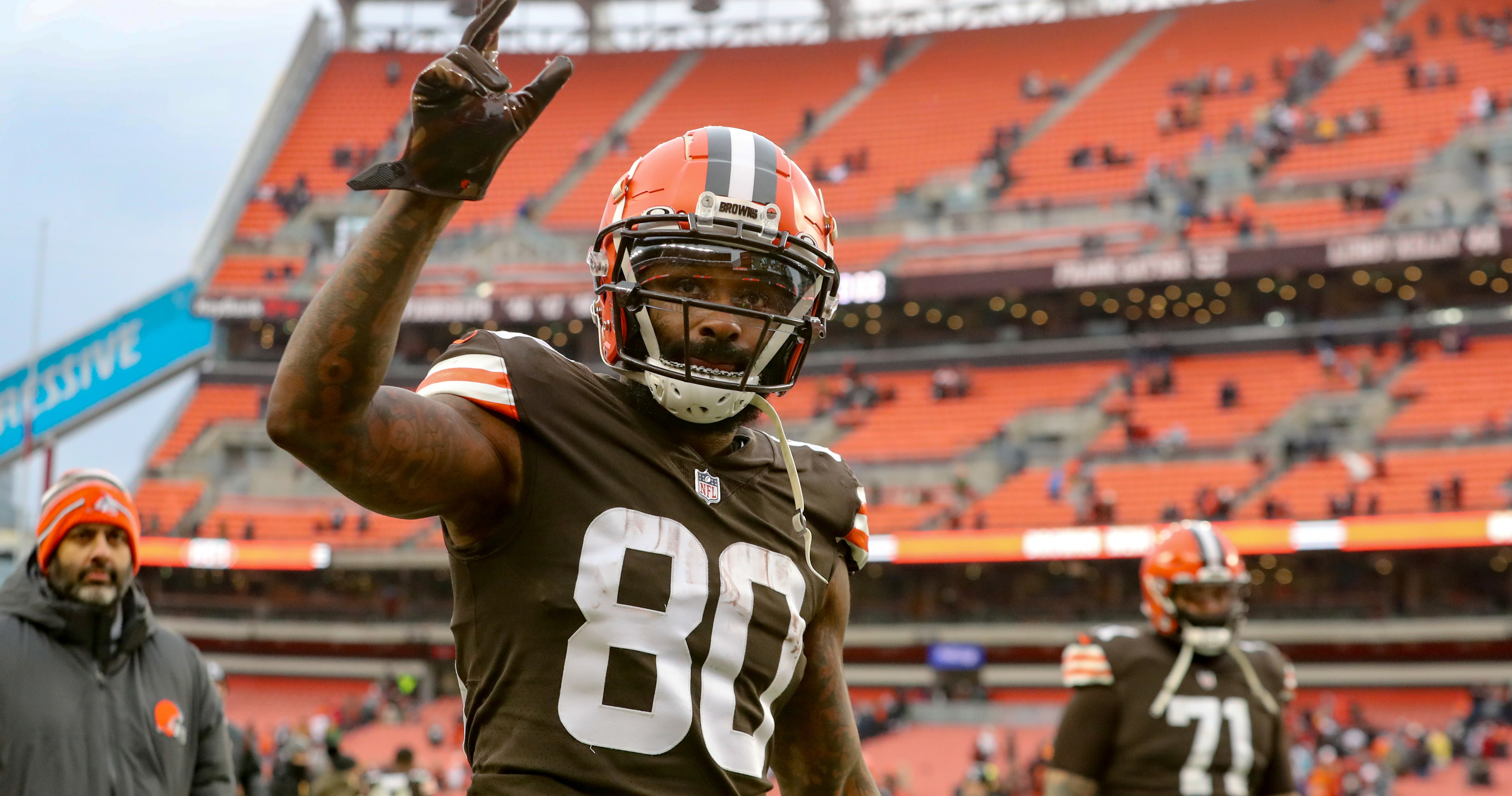 Browns add WR Cooper, release Landry at start of free agency