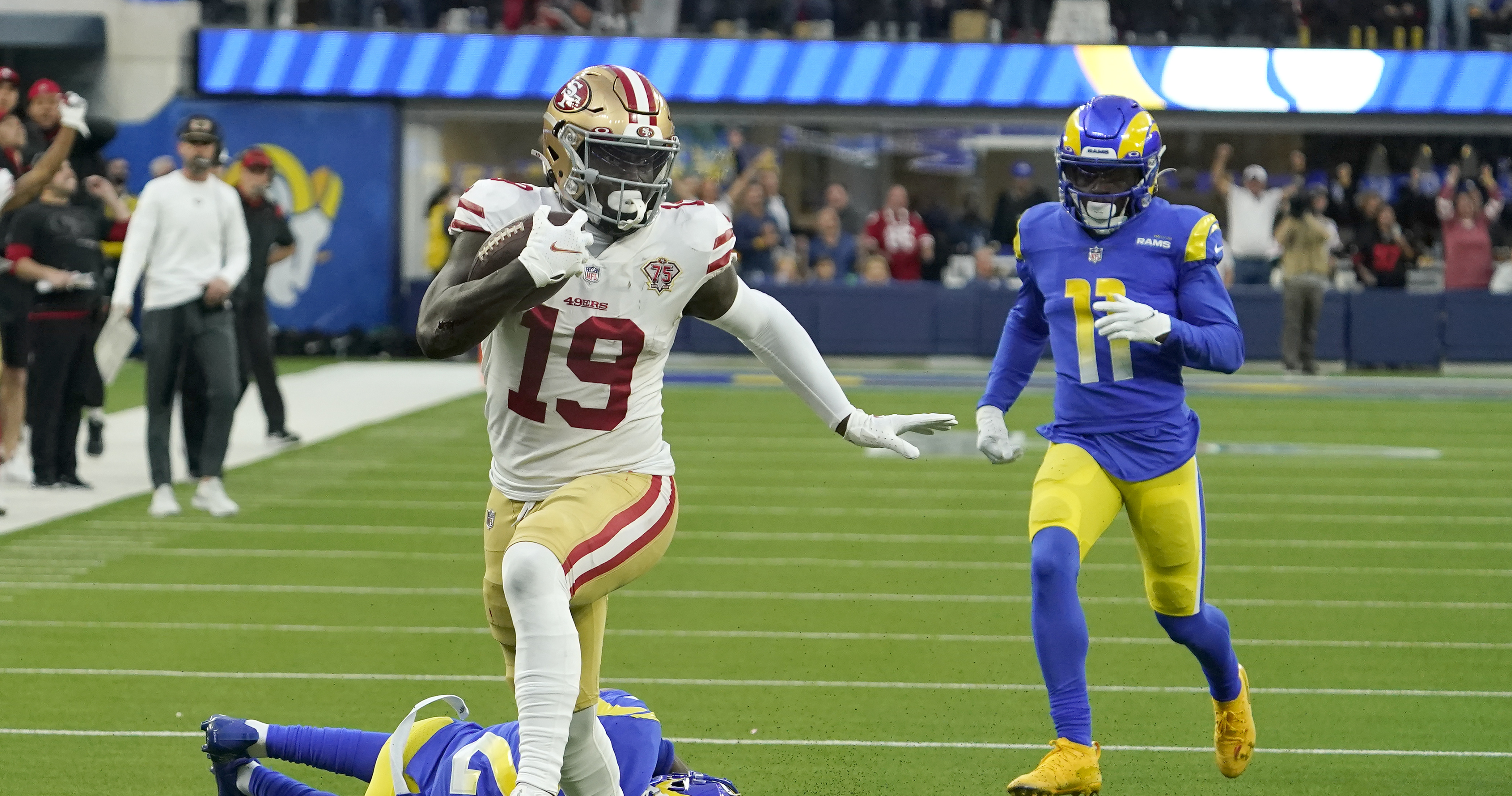 Deebo Samuel trade rumors: 49ers will 'listen on anyone' but 'can't  envision' dealing All-Pro WR 