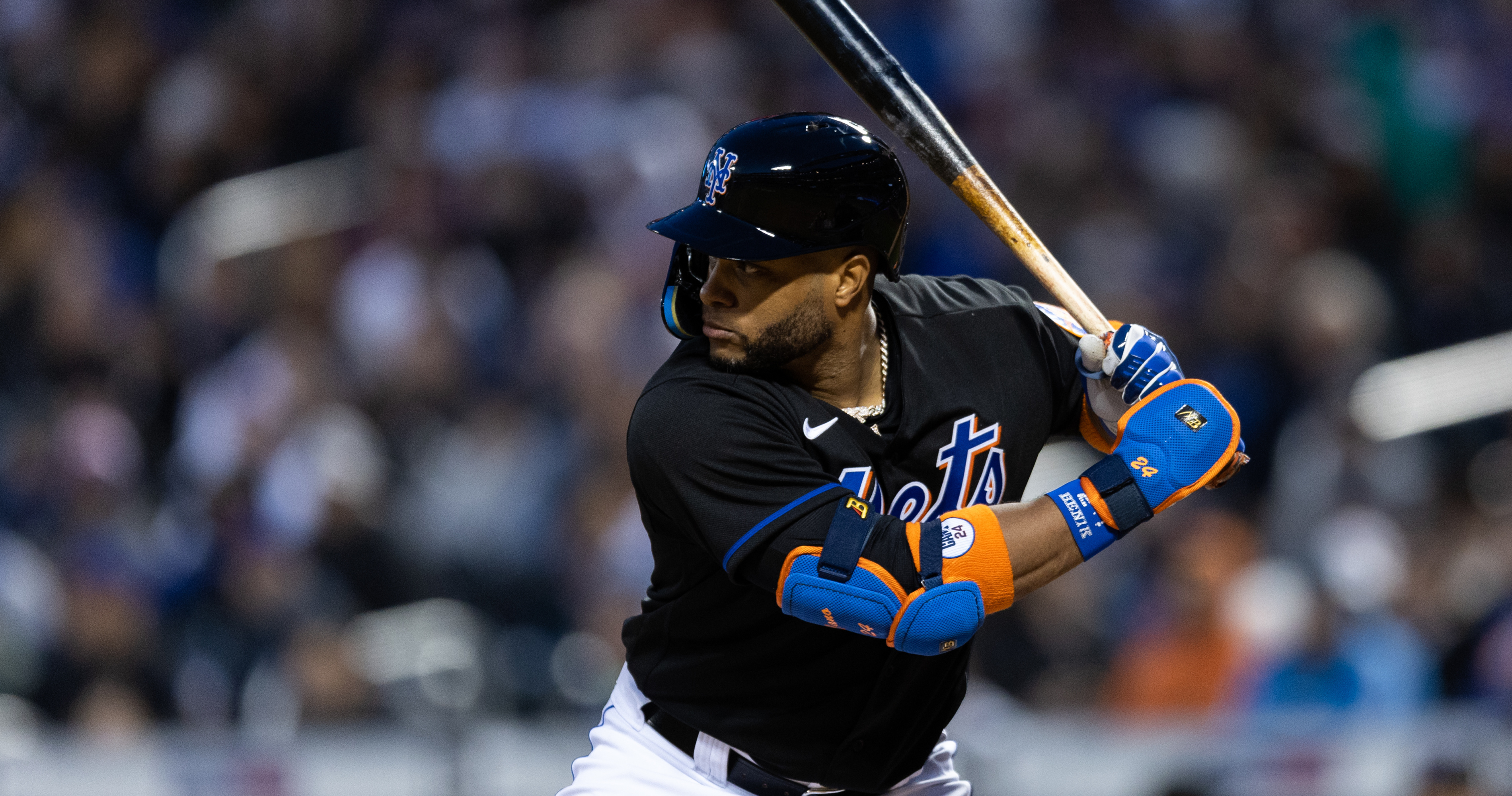 Robinson Cano ramps up activity while Jeff McNeil begins rehab