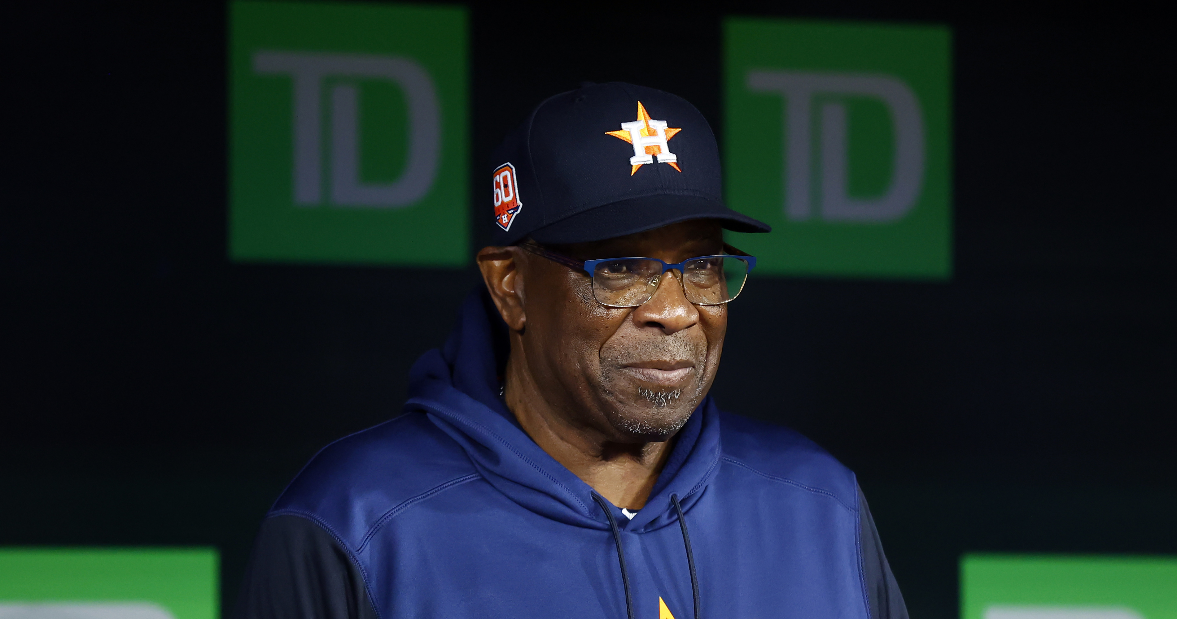 Legendary Manager Dusty Baker 2000 Career Wins Houston Astros Shirt,  hoodie, sweater, long sleeve and tank top